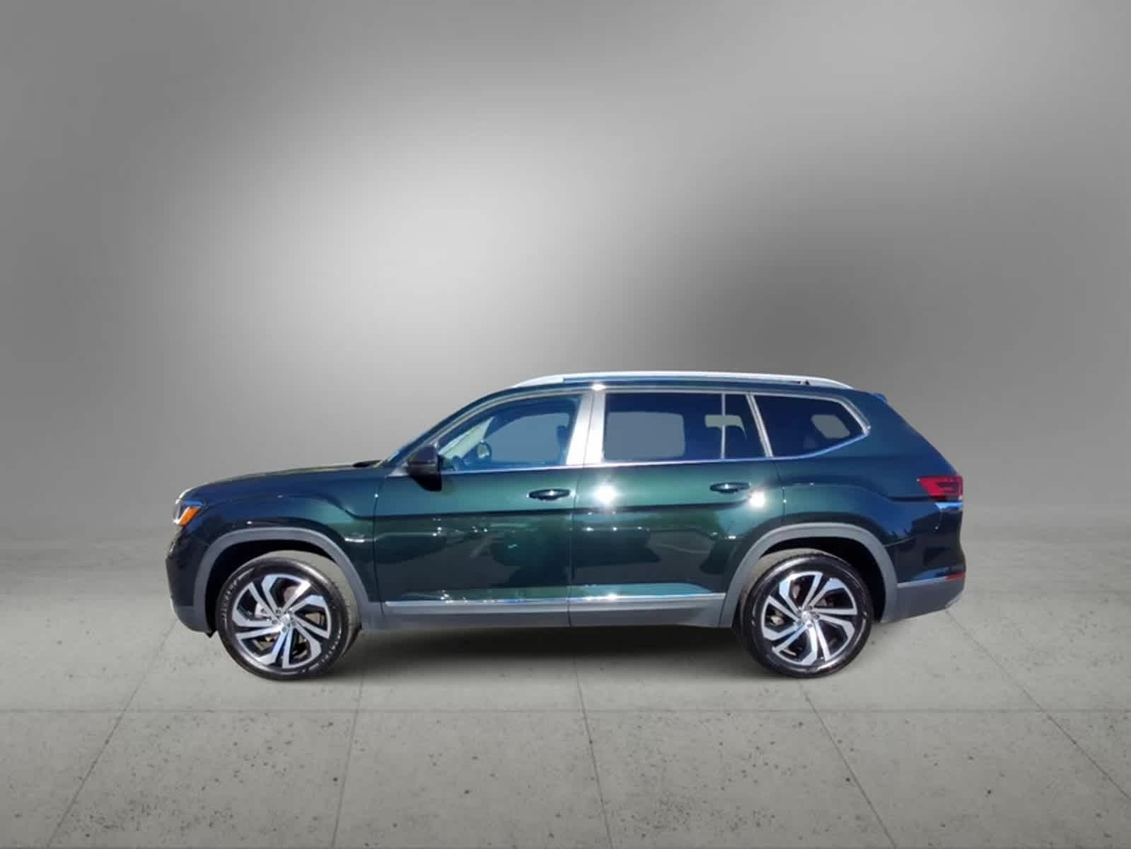 2022 Volkswagen Atlas 2.0T SEL 5