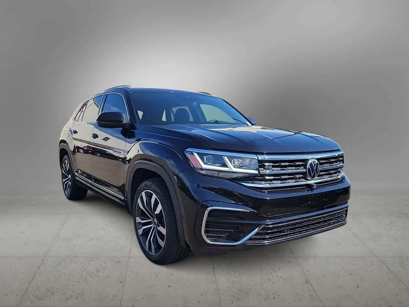 2021 Volkswagen Atlas Cross Sport 3.6L V6 SEL Premium R-Line 2