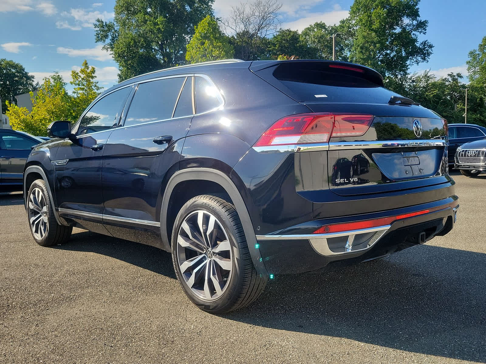 2021 Volkswagen Atlas Cross Sport 3.6L V6 SEL Premium R-Line 20