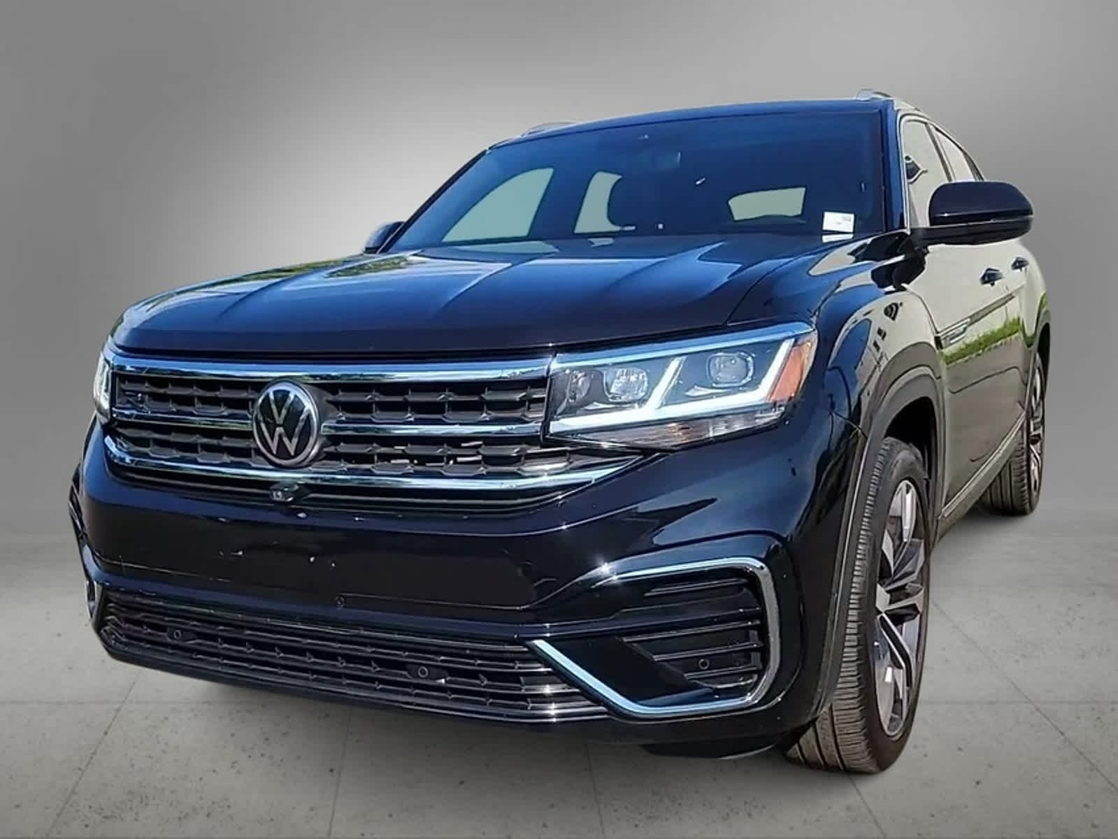 2021 Volkswagen Atlas Cross Sport 3.6L V6 SEL Premium R-Line 3