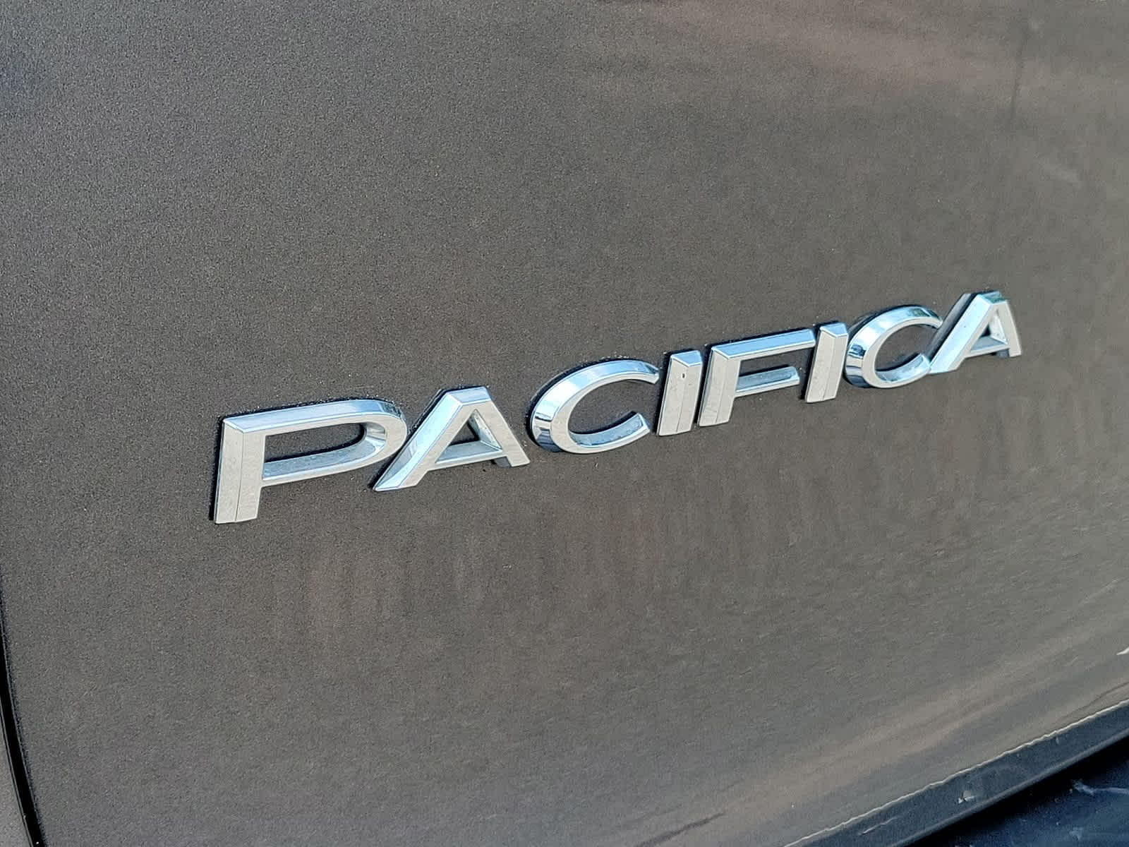 2017 Chrysler Pacifica Touring-L 22