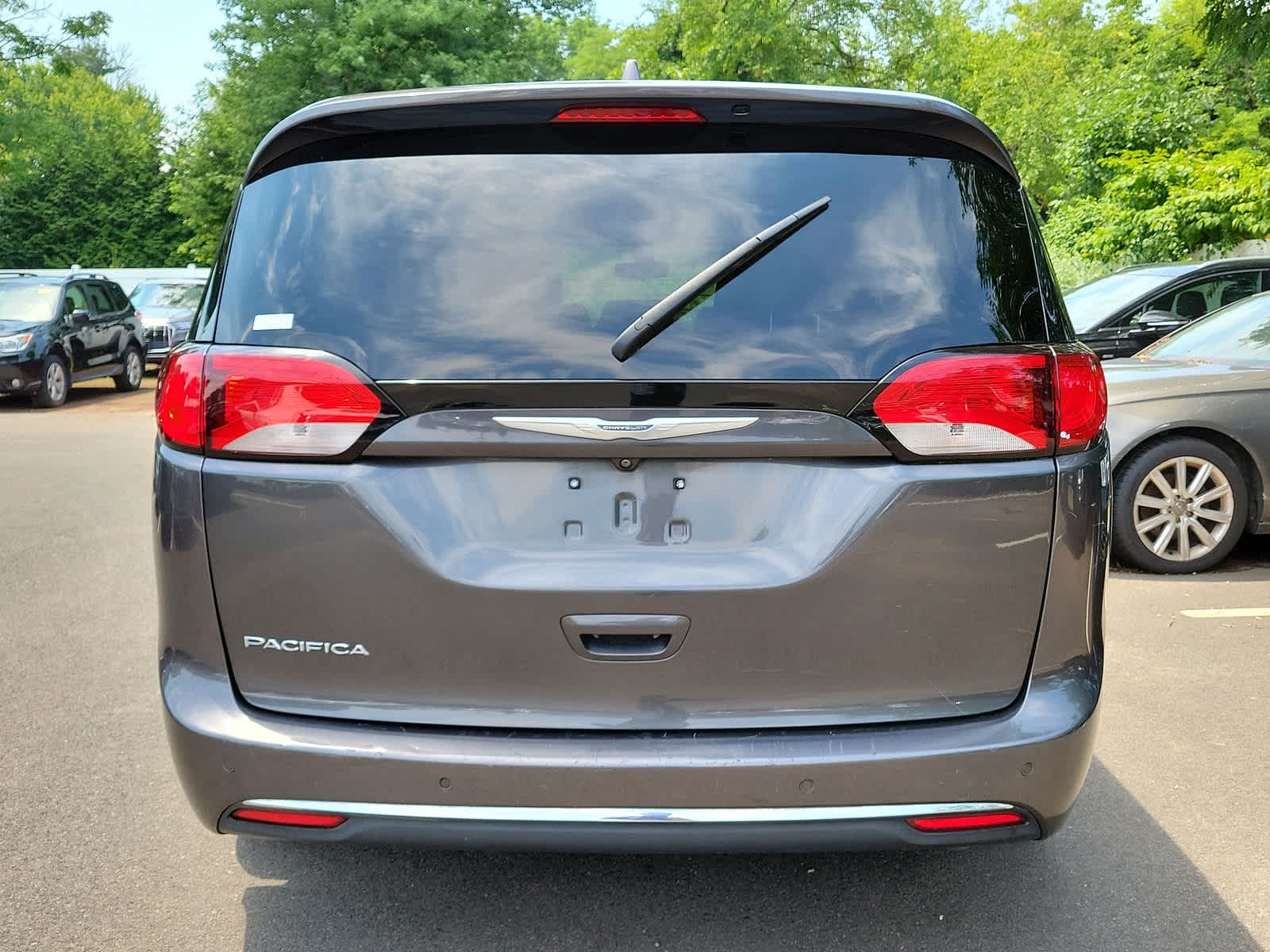 2017 Chrysler Pacifica Touring-L 21