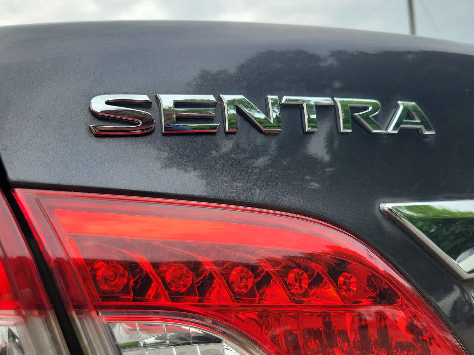 2014 Nissan Sentra SV 19