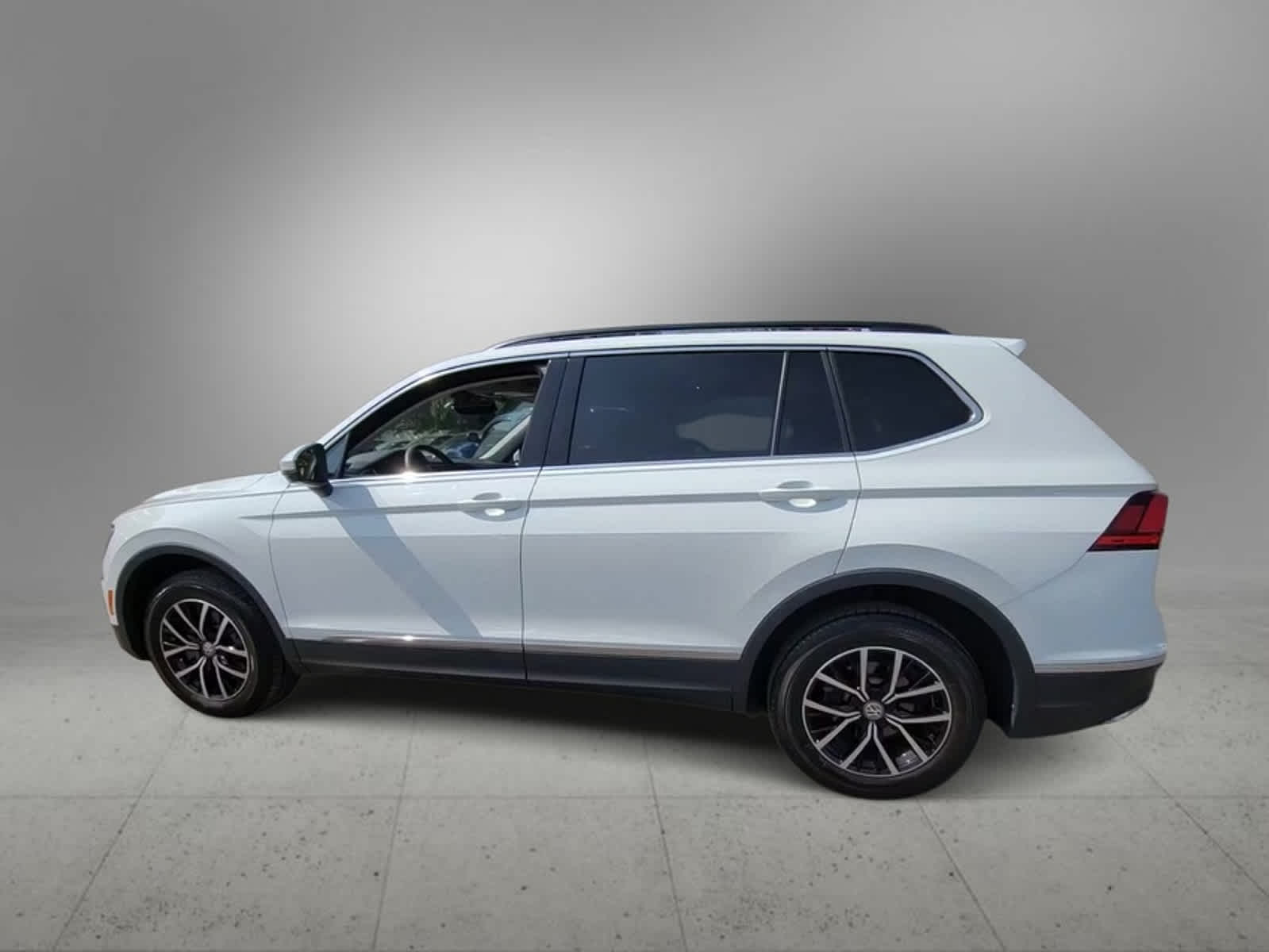 2021 Volkswagen Tiguan SE 5