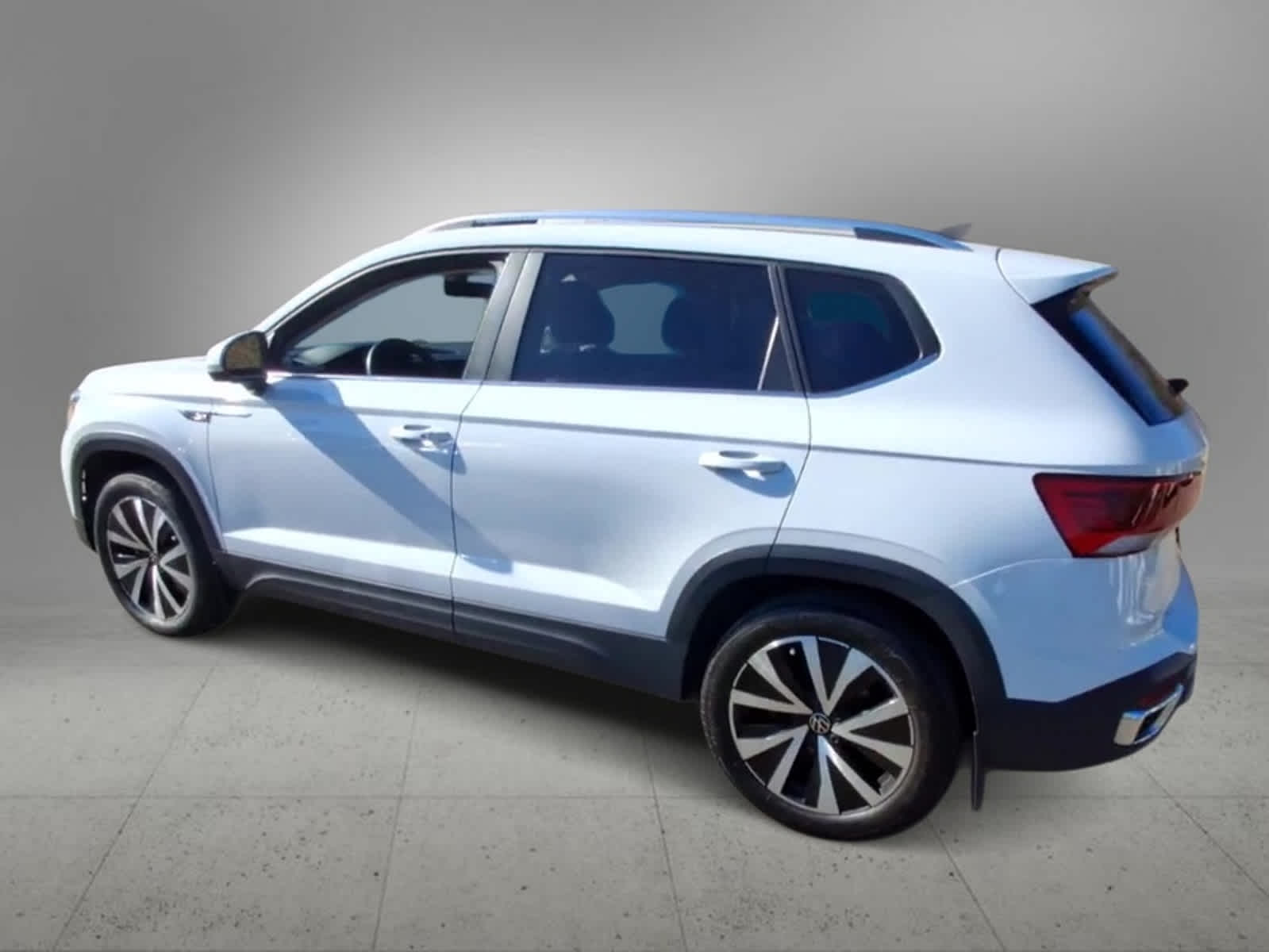 2022 Volkswagen Taos SE 6