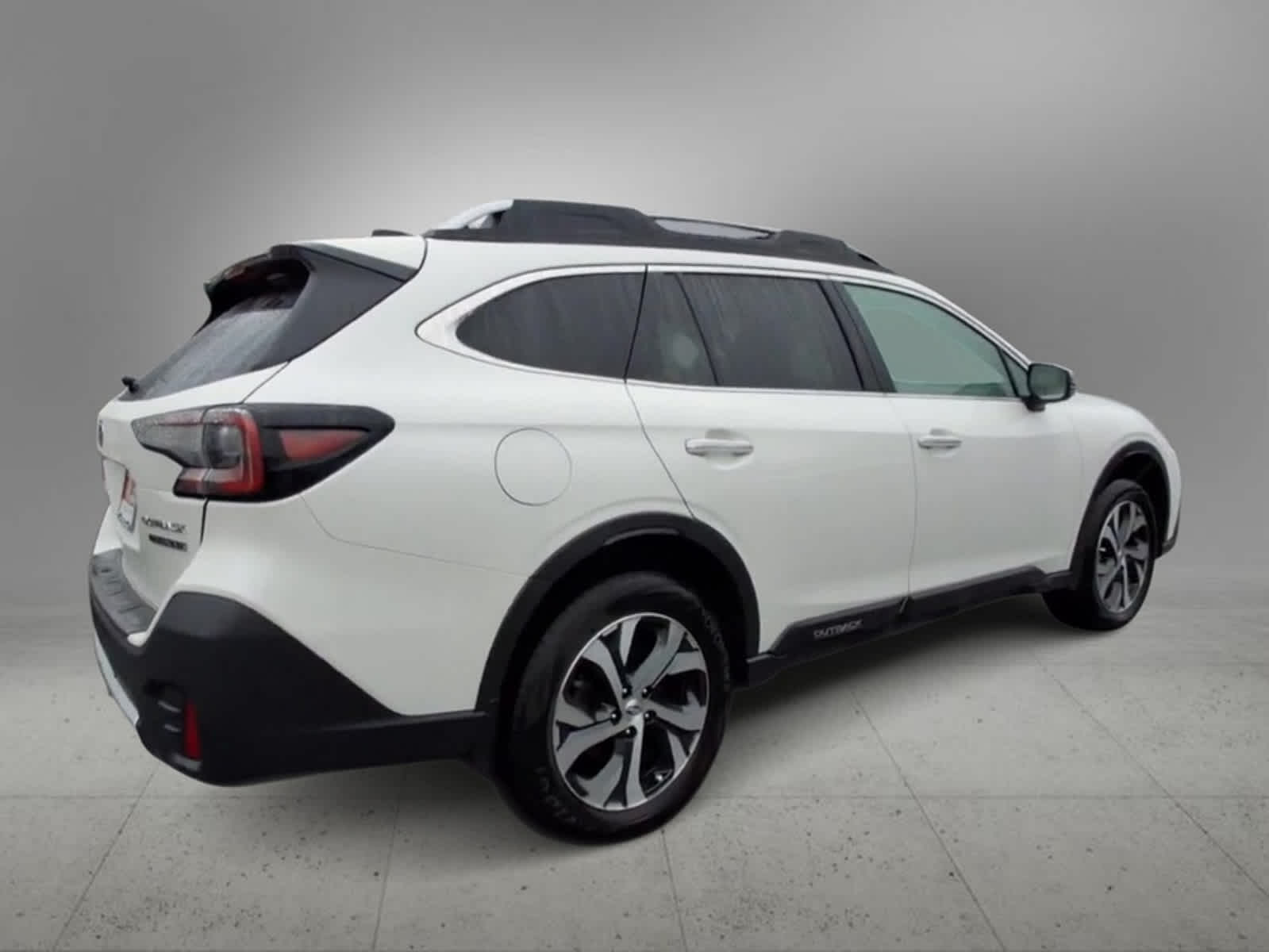 2022 Subaru Outback Touring XT 8