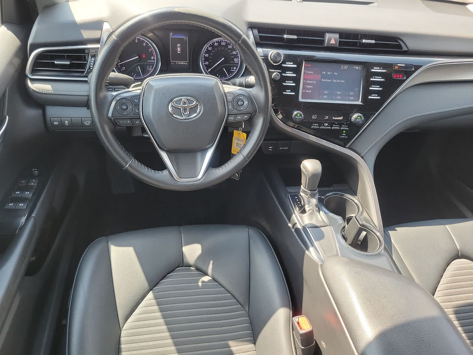 2019 Toyota Camry SE 20