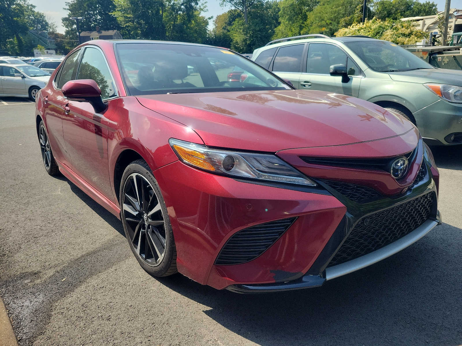 2018 Toyota Camry XSE 3