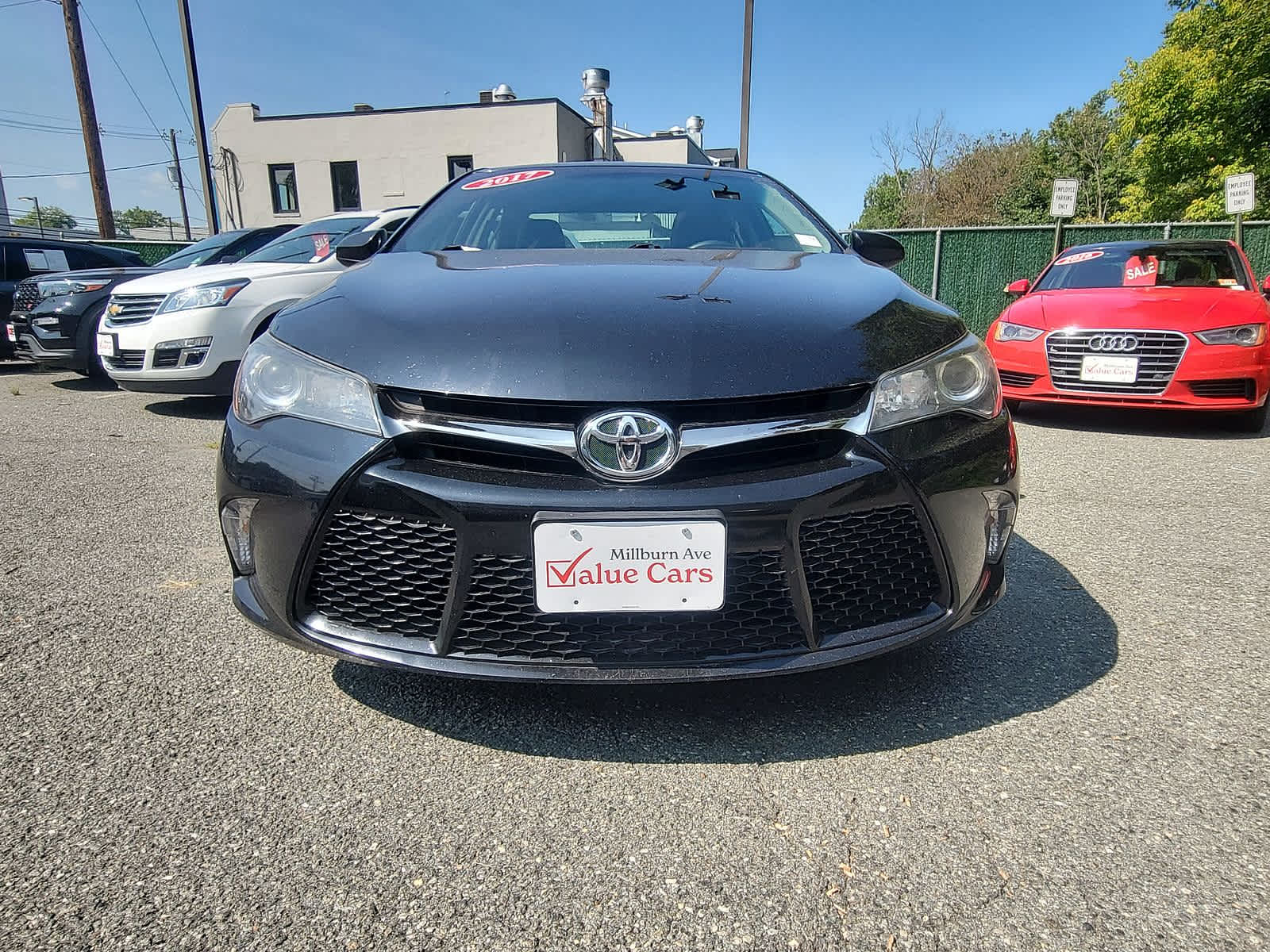 2017 Toyota Camry SE 28