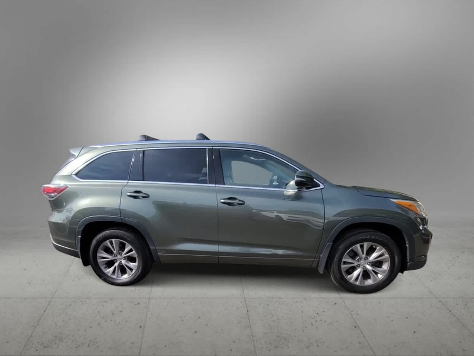 2015 Toyota Highlander XLE 9