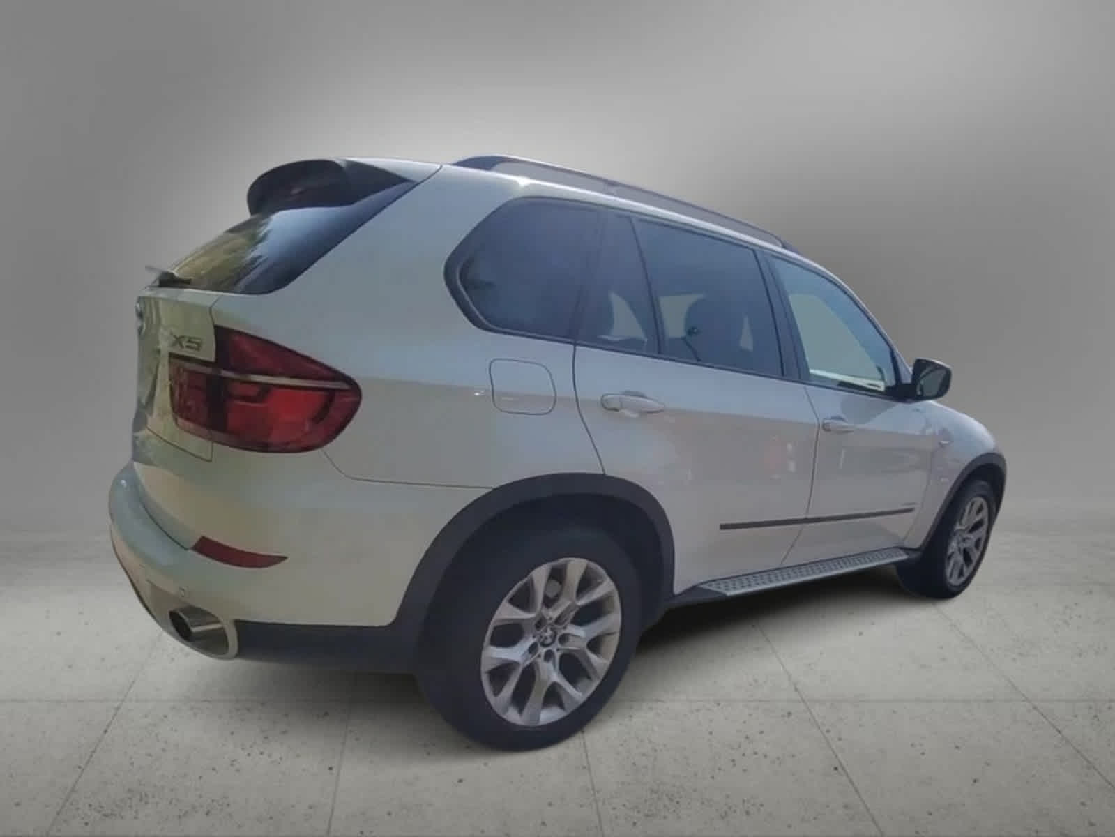 2013 BMW X5 xDrive35i Premium 2