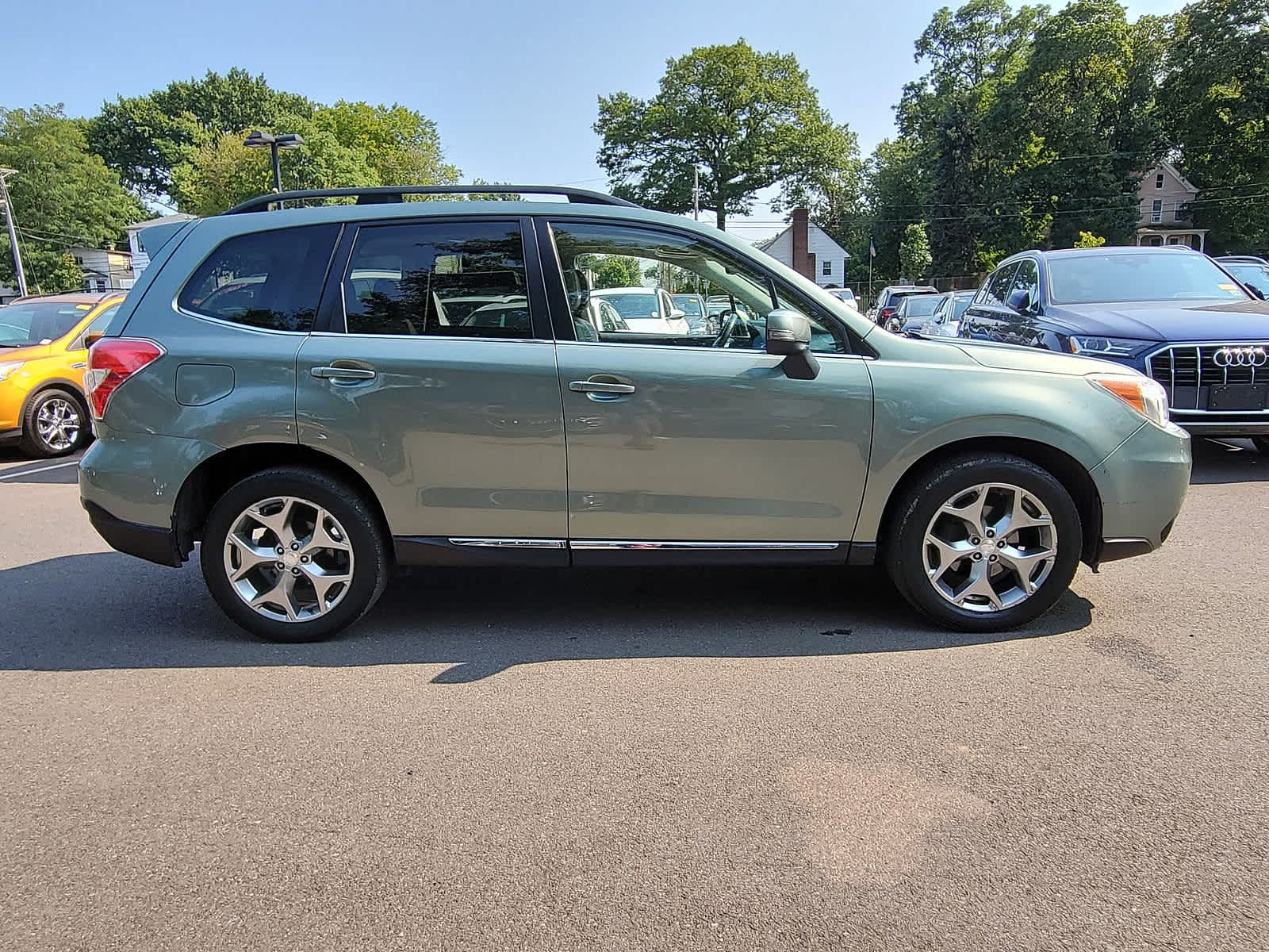 2015 Subaru Forester 2.5i Touring 26