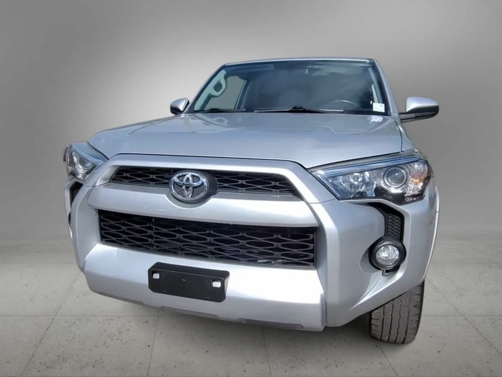 2016 Toyota 4Runner SR5 3