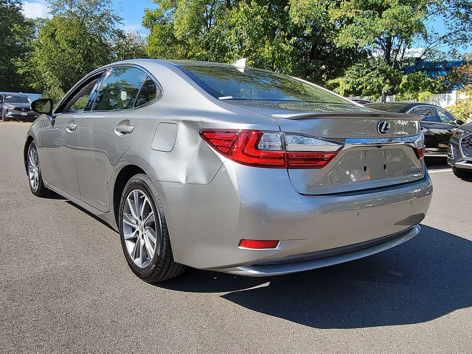 2017 Lexus ES  22