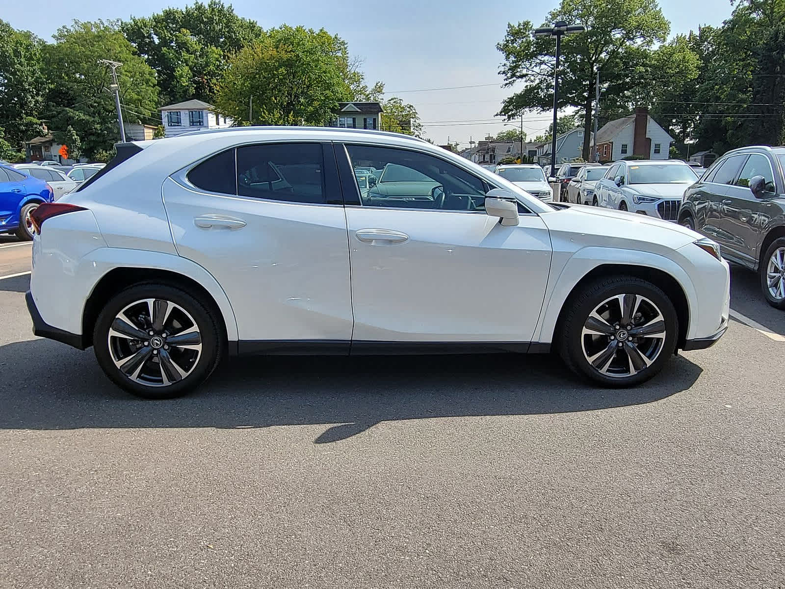 2023 Lexus UX UX 250h Premium 26