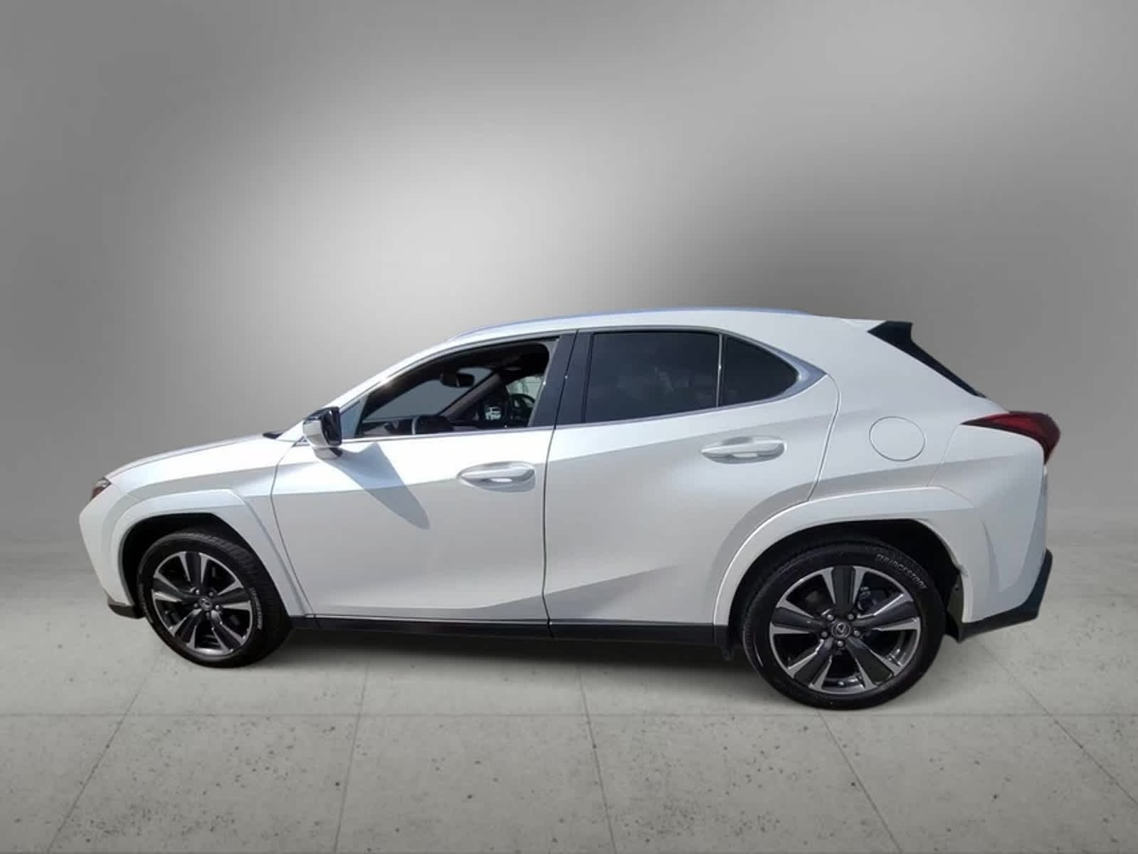 2023 Lexus UX UX 250h Premium 5