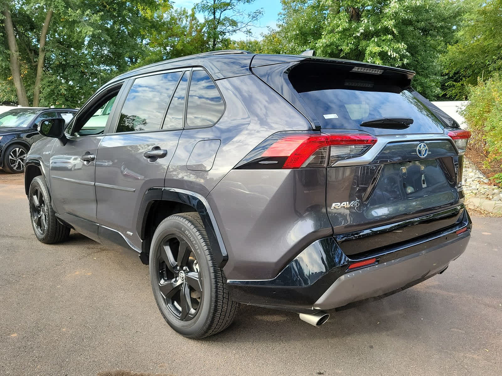 2021 Toyota RAV4 Hybrid XSE 22