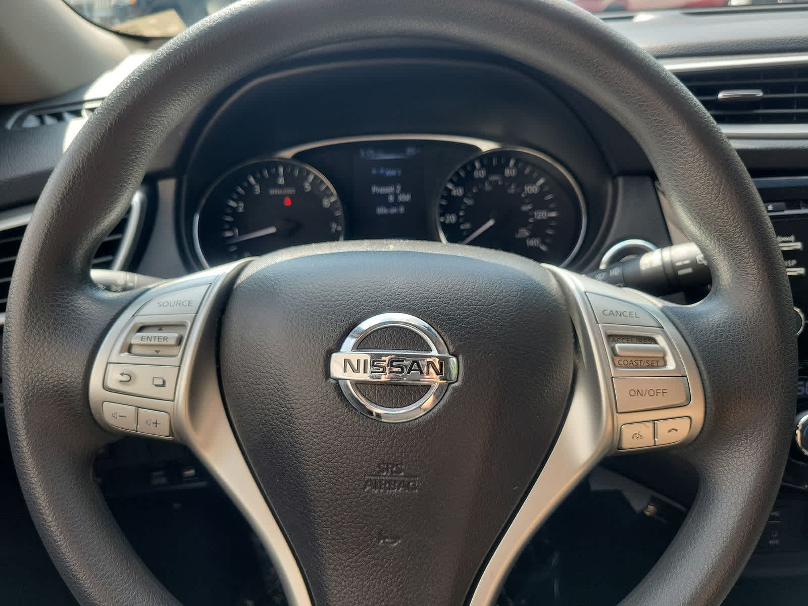 2015 Nissan Rogue SV 15