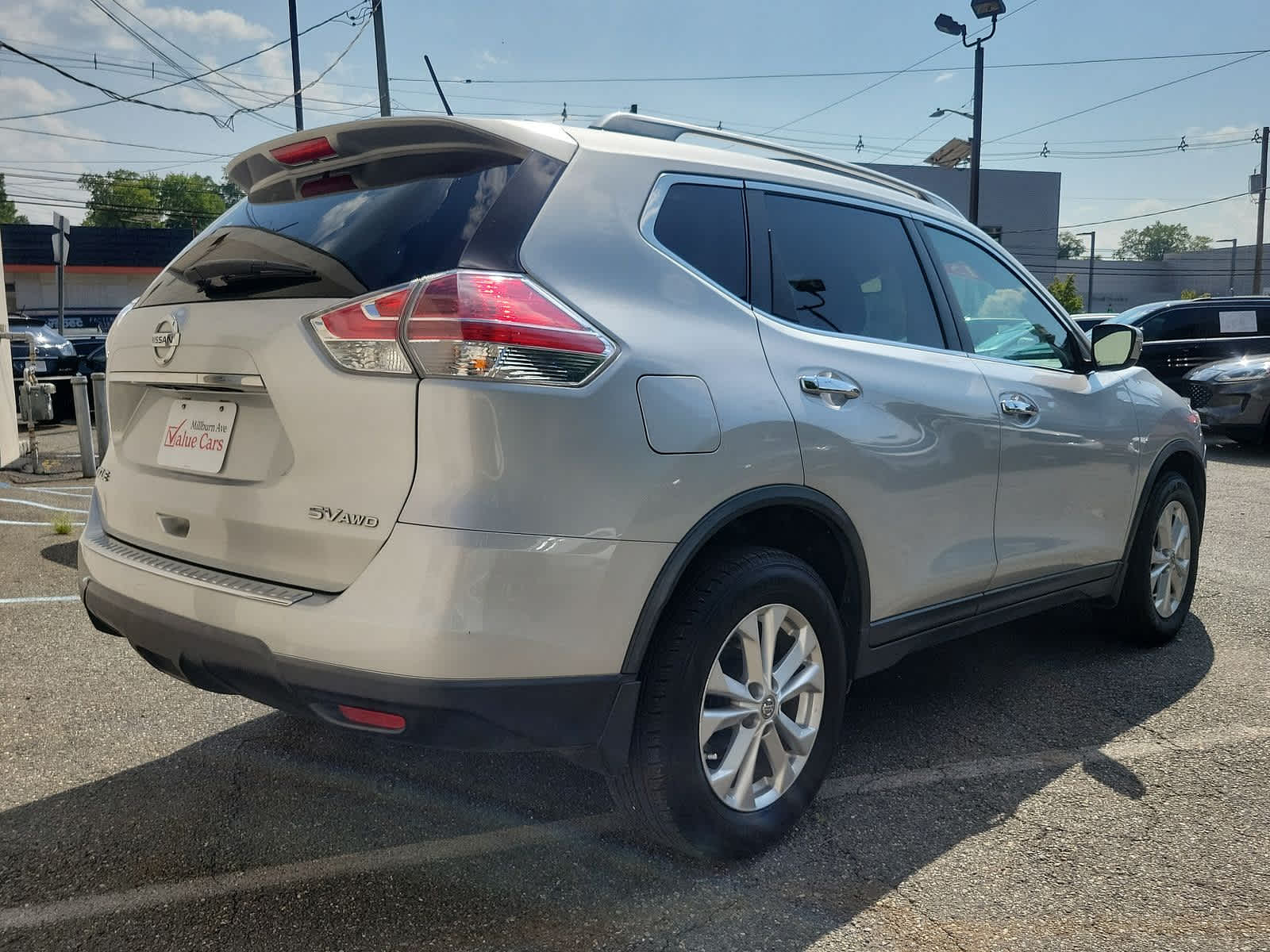 2015 Nissan Rogue SV 21