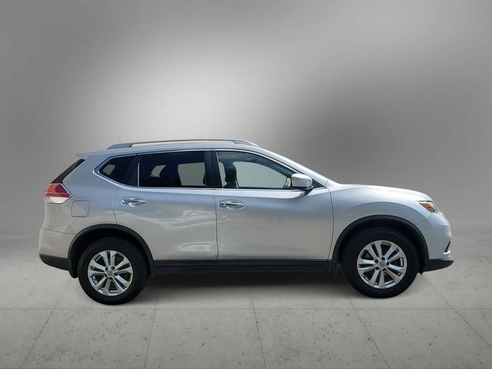 2015 Nissan Rogue SV 7