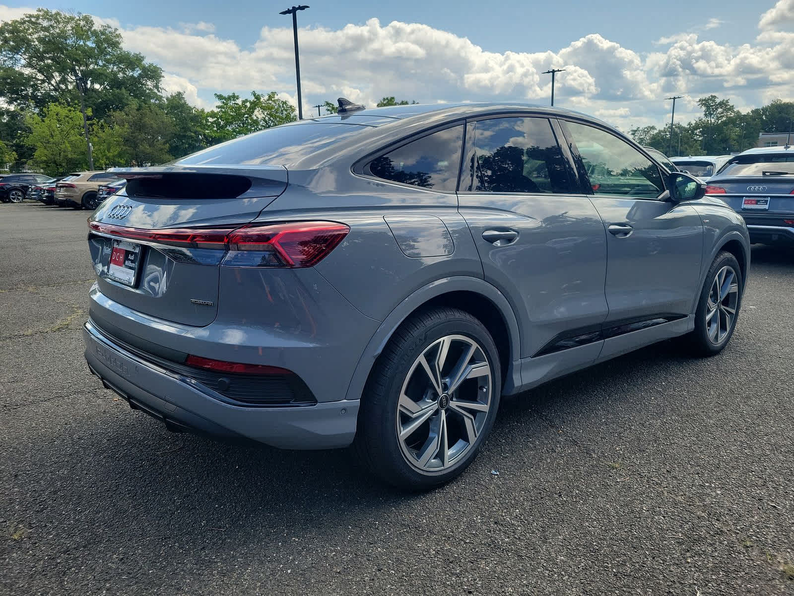 2024 Audi Q4 e-tron Sportback Premium Plus 12