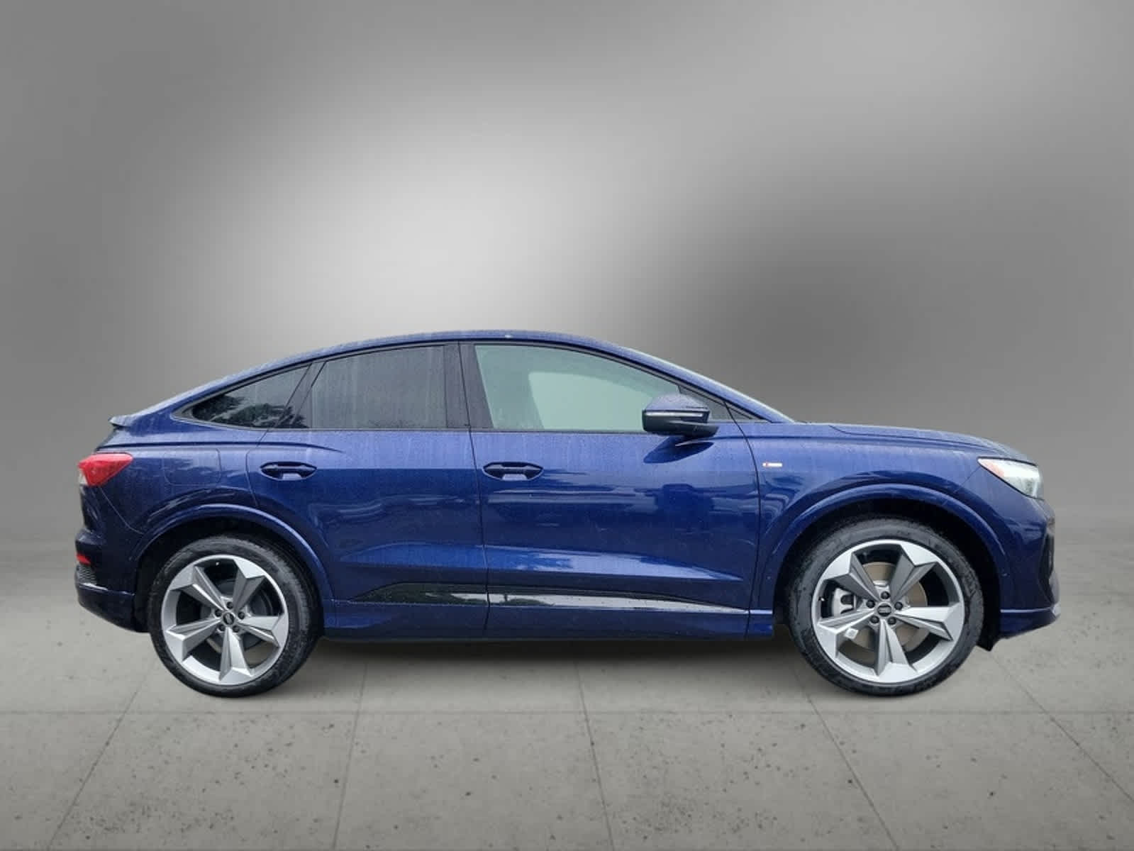 2024 Audi Q4 e-tron Sportback Premium Plus 7