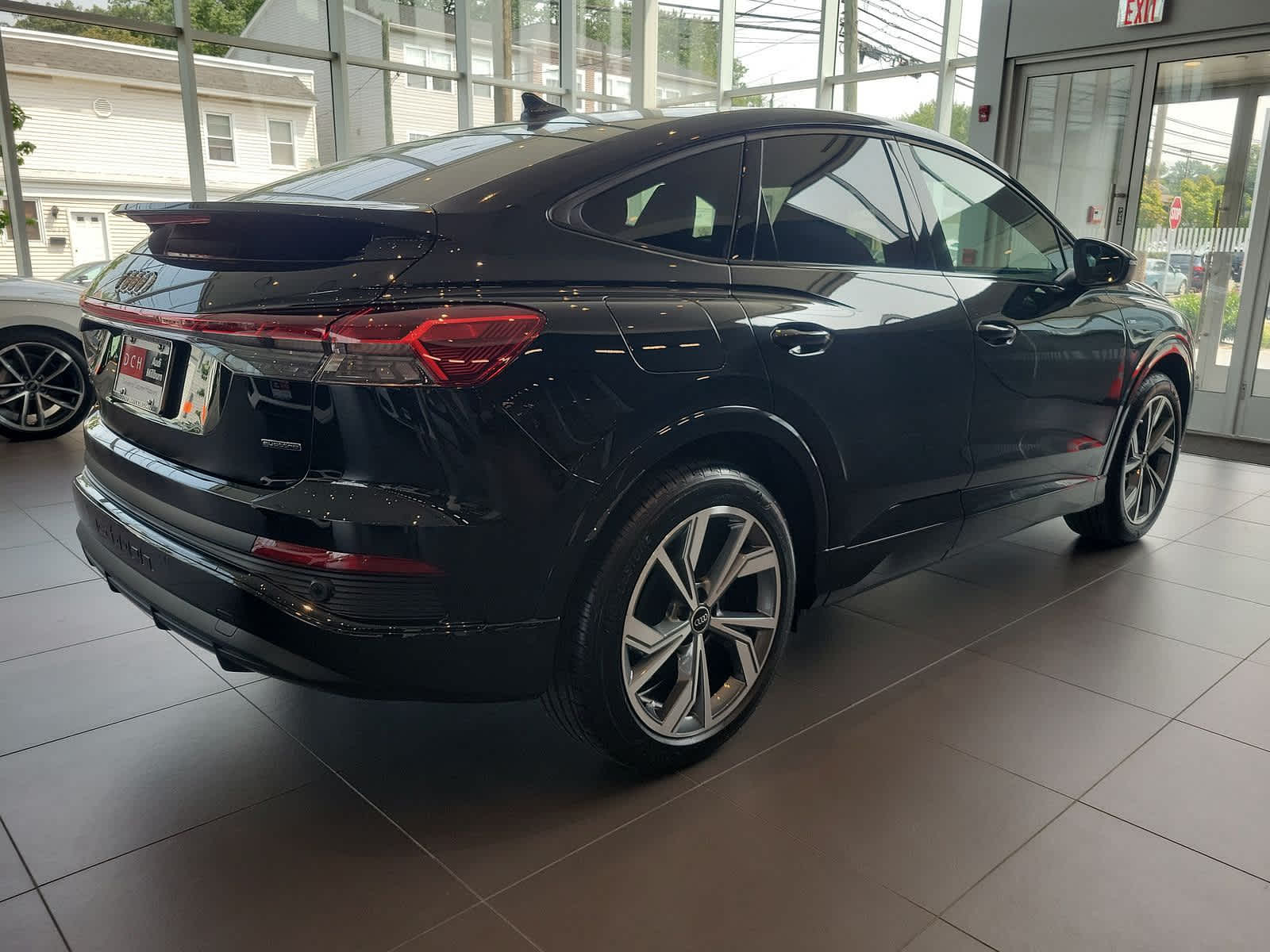 2024 Audi Q4 e-tron Sportback Premium Plus 12