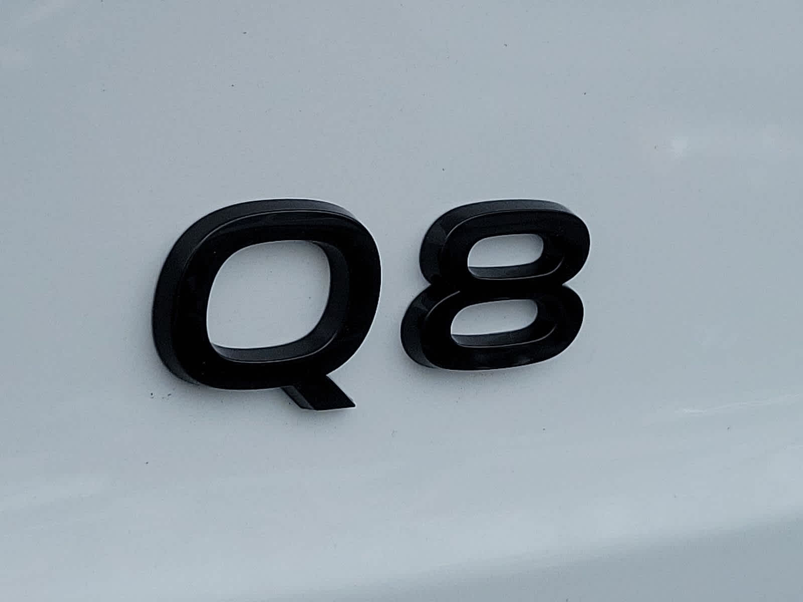 2024 Audi Q8 e-tron Premium Plus 19