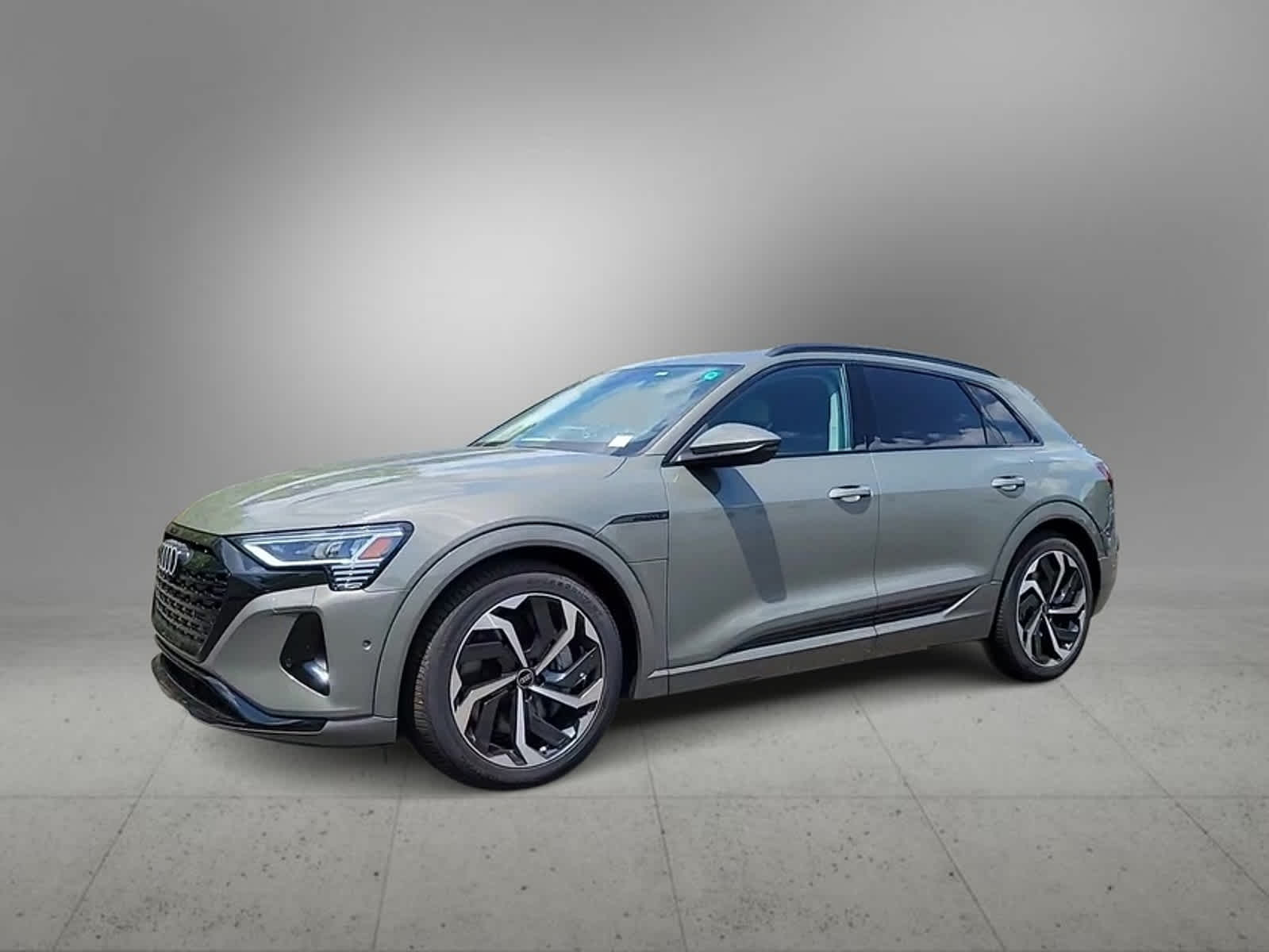 2024 Audi Q8 e-tron Premium Plus 4