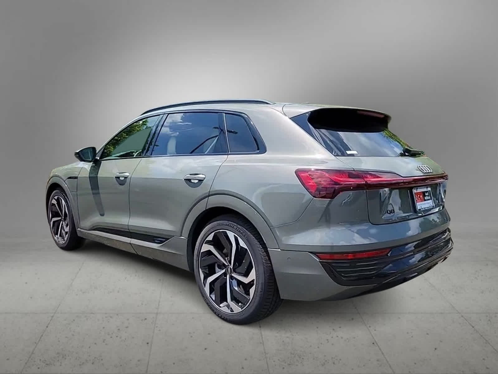 2024 Audi Q8 e-tron Premium Plus 6