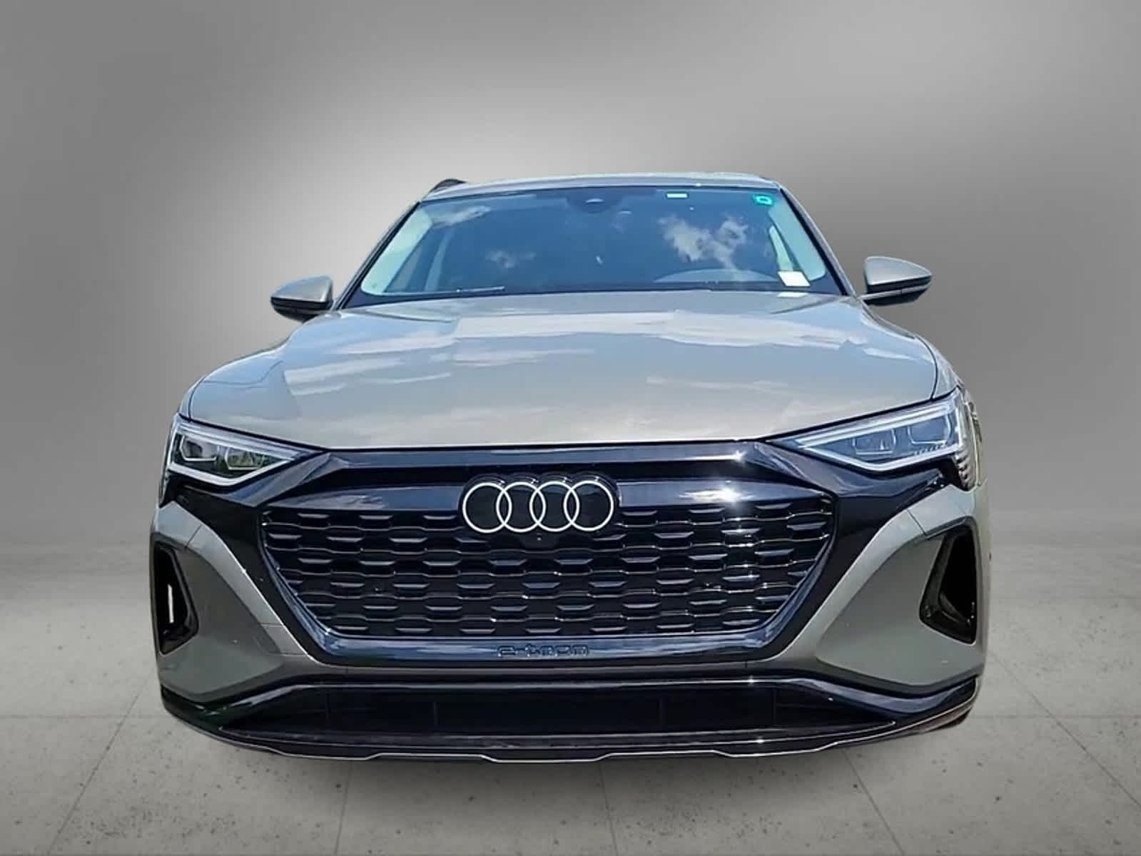 2024 Audi Q8 e-tron Premium Plus 3