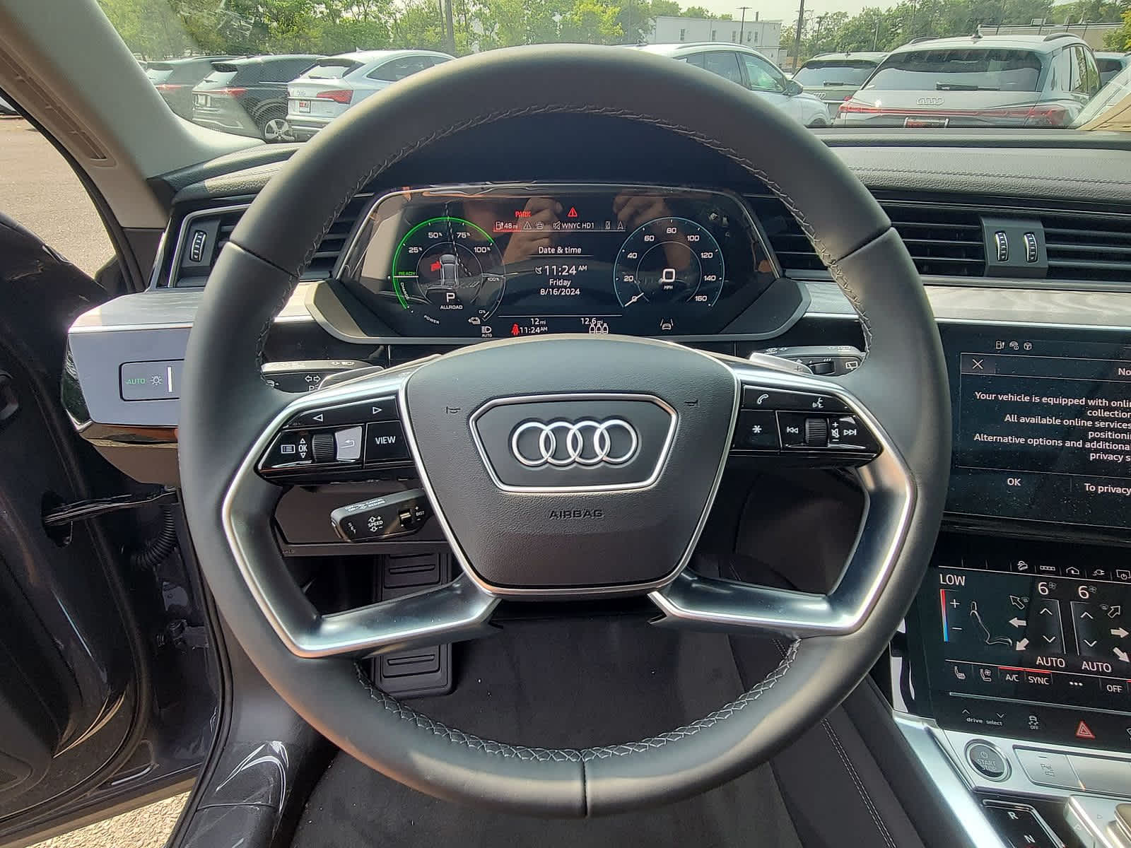 2024 Audi Q8 e-tron Premium Plus 15