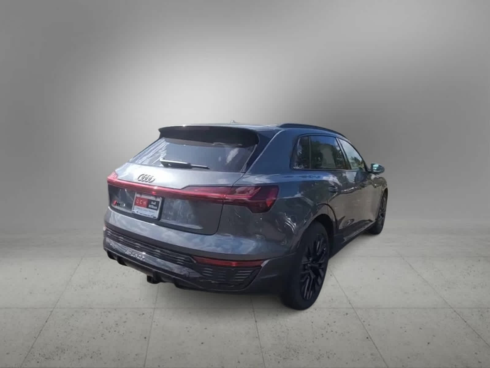 2024 Audi Q8 e-tron Prestige 8