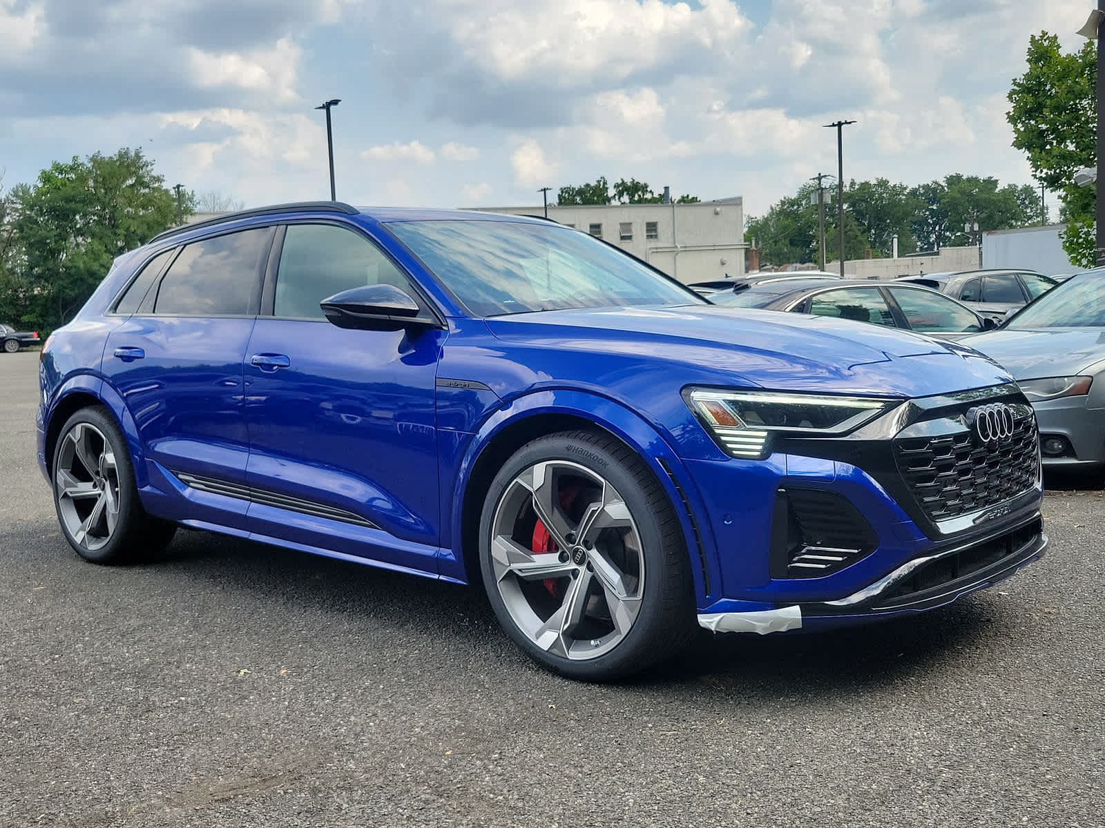 2024 Audi SQ8 e-tron Prestige 10