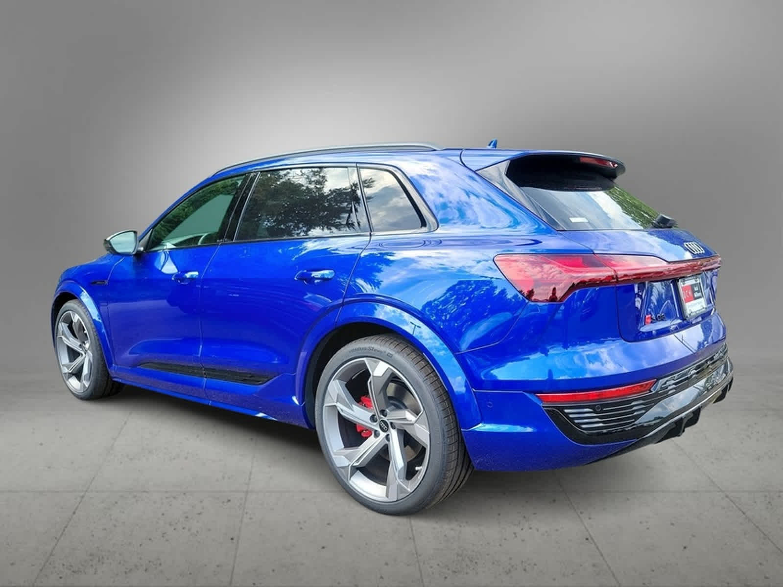 2024 Audi SQ8 e-tron Prestige 4