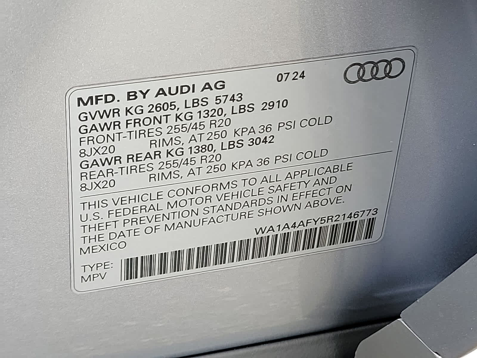 2024 Audi SQ5 Premium 18