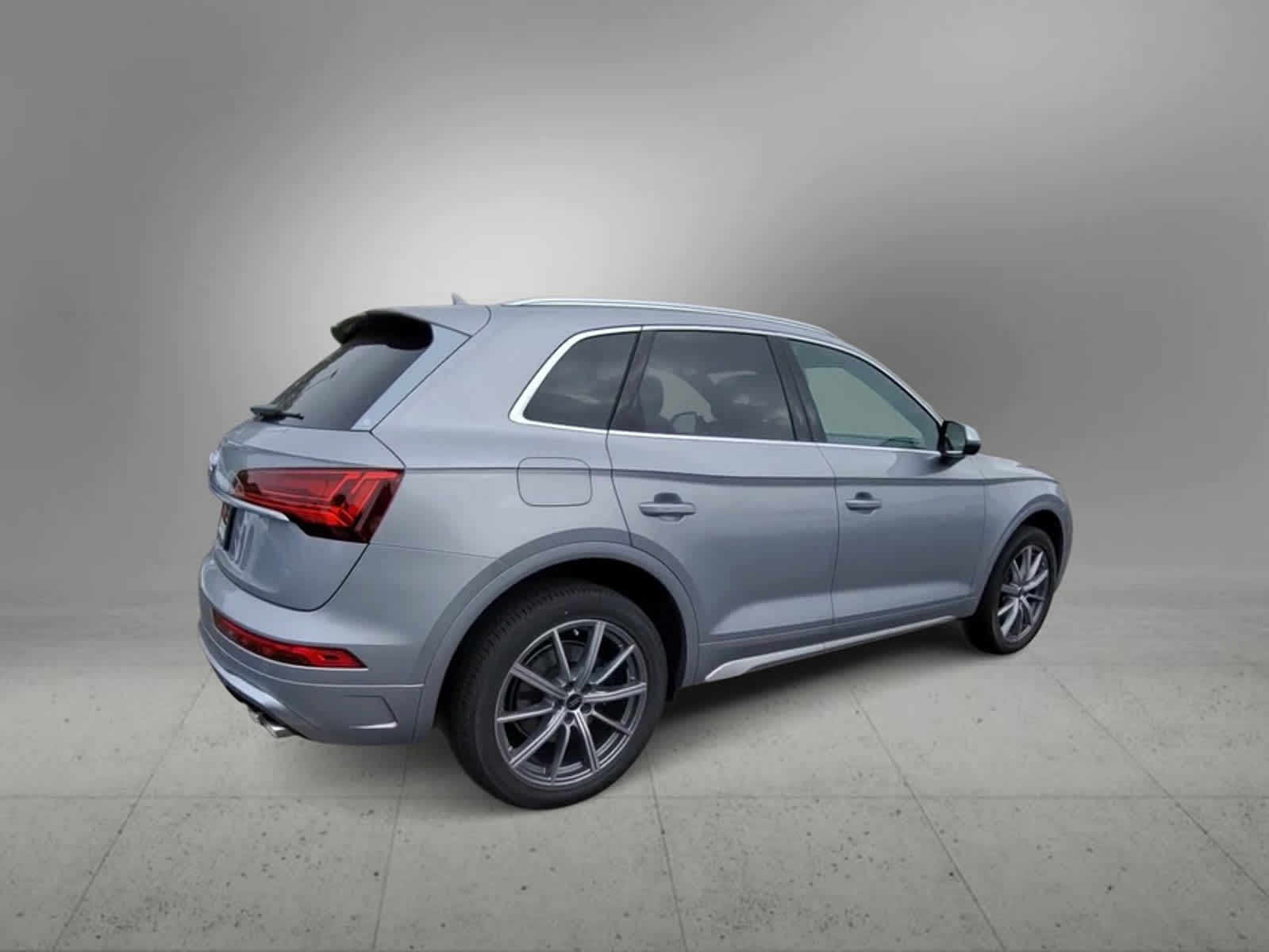 2024 Audi SQ5 Premium 8