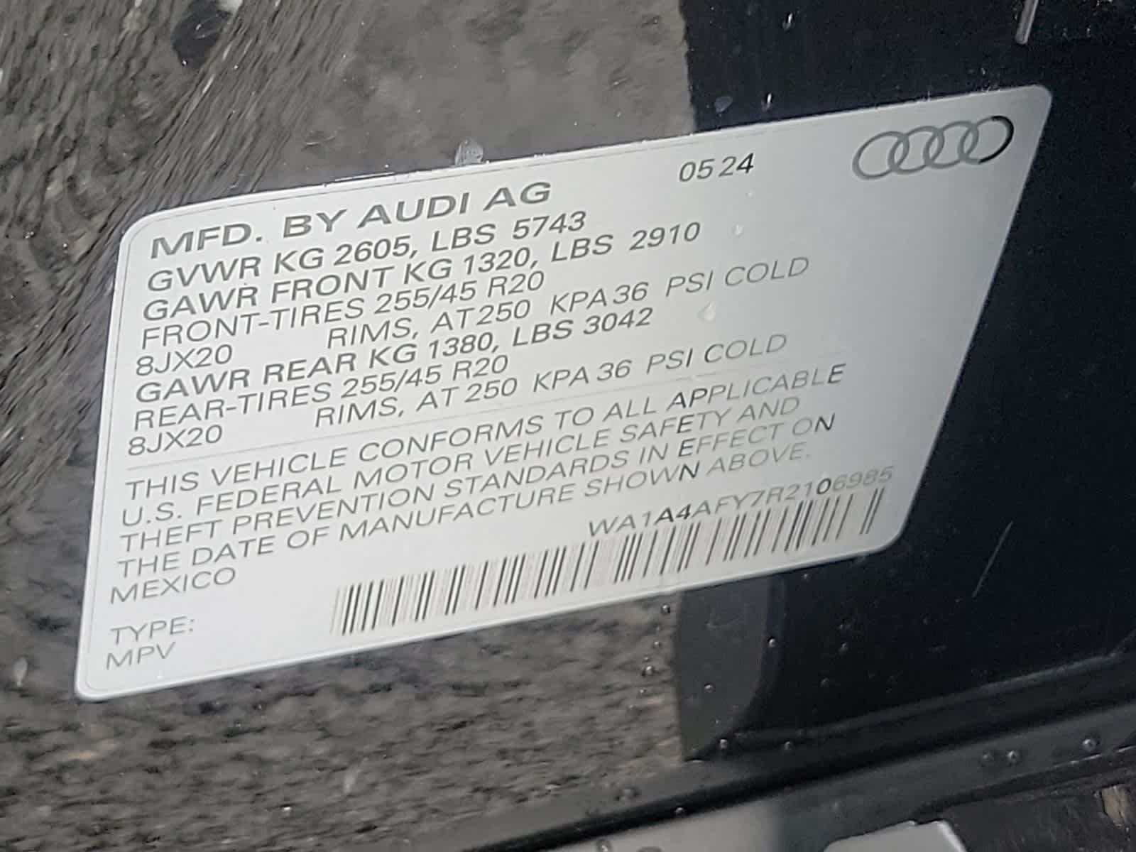 2024 Audi SQ5 Premium 18