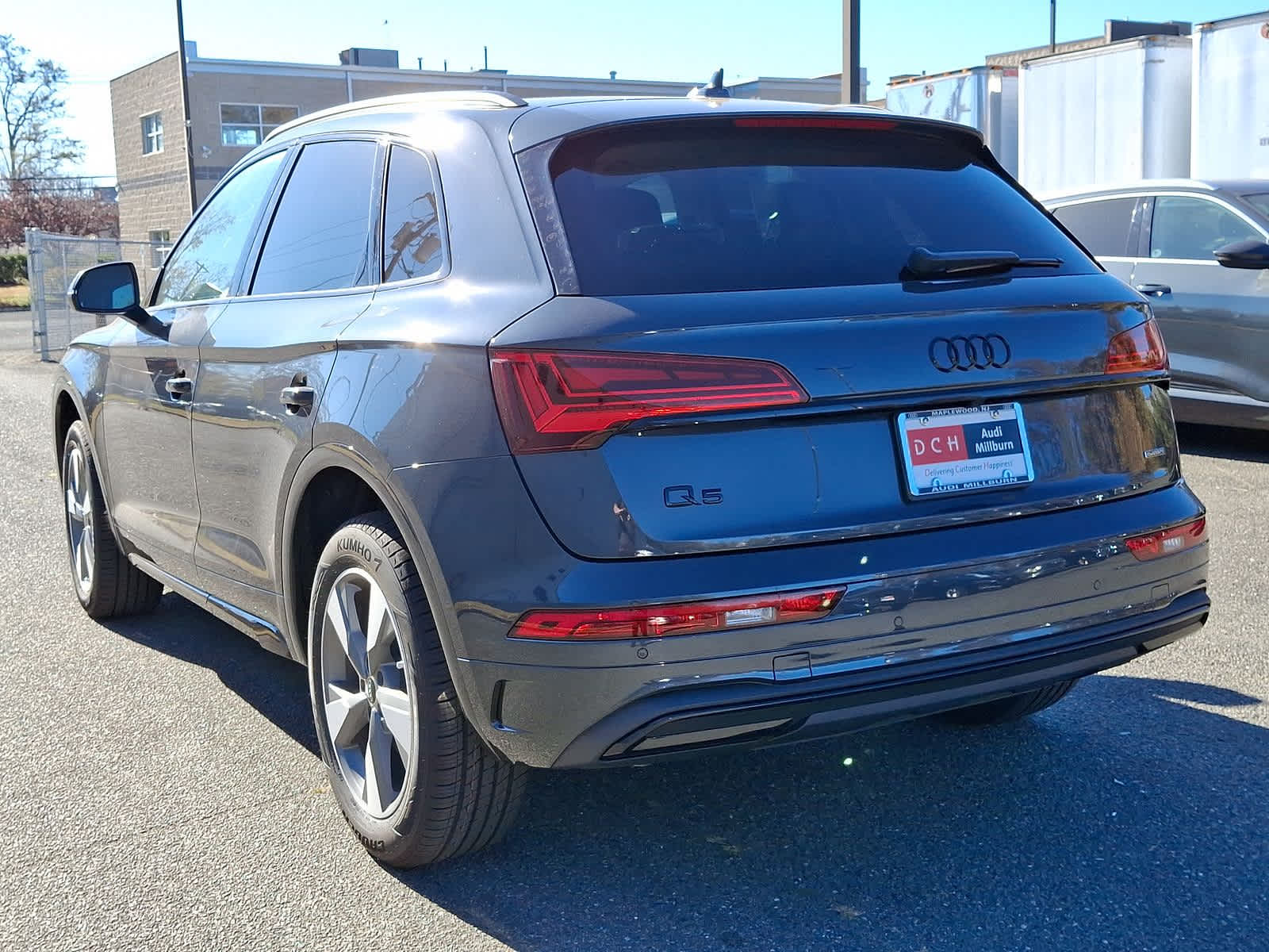 2025 Audi Q5 Premium 11