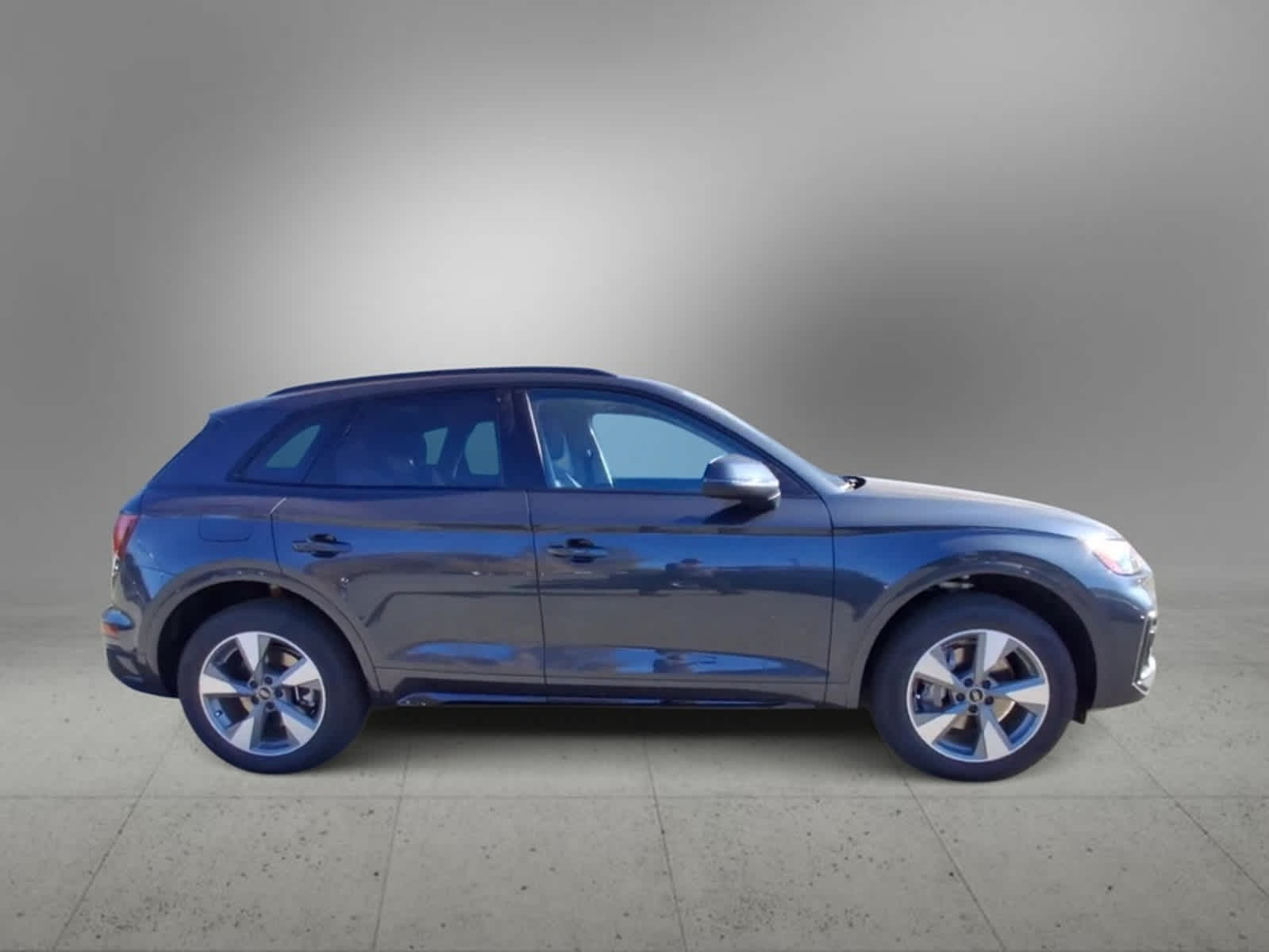 2025 Audi Q5 Premium 9