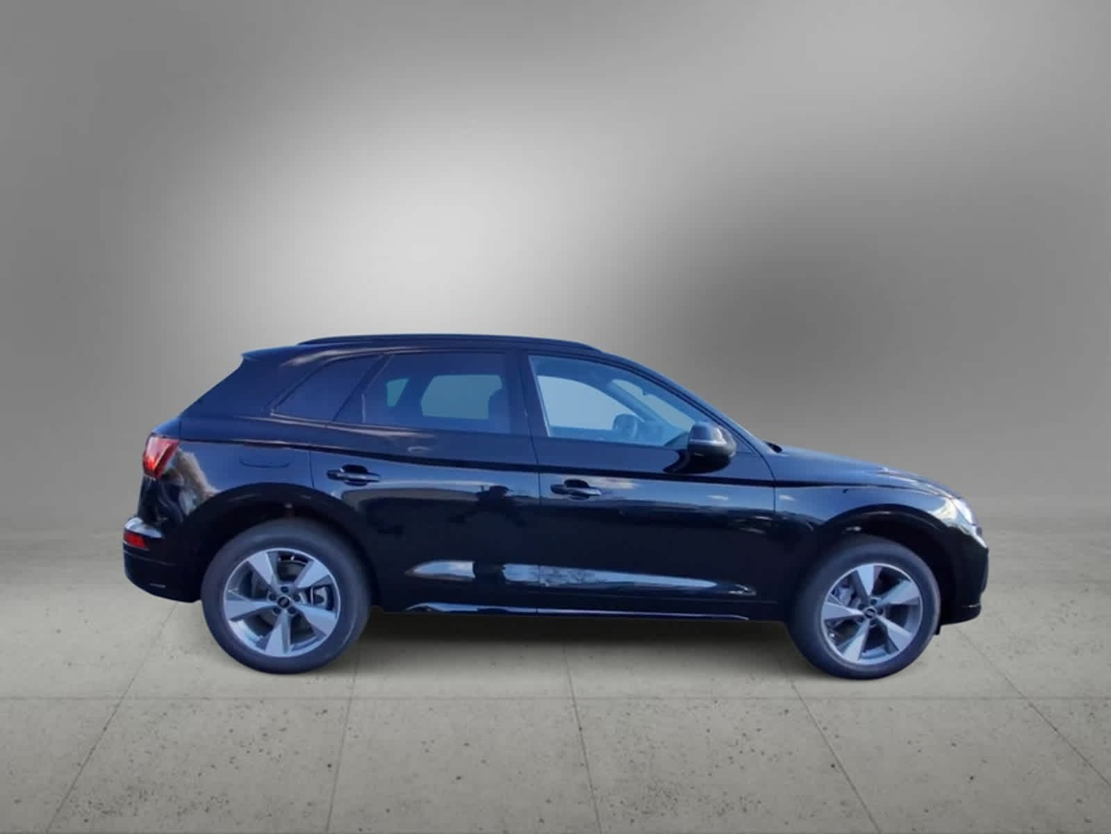 2025 Audi Q5 Premium 9