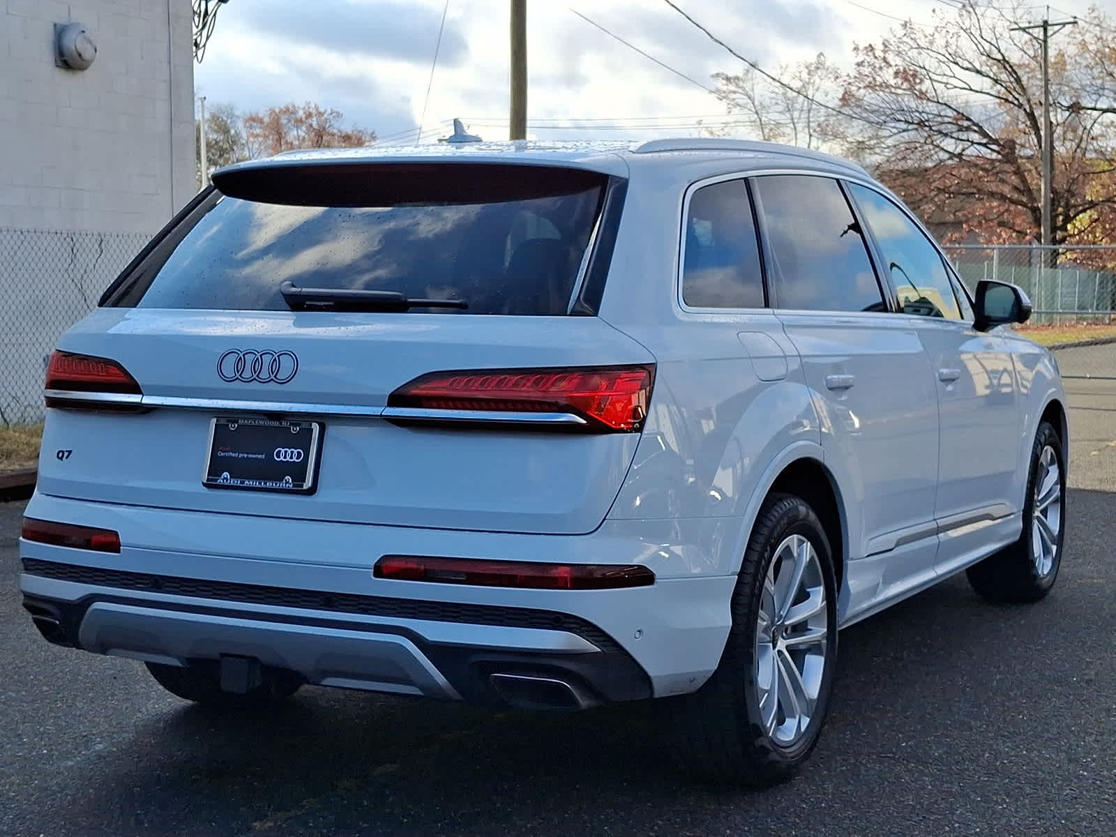 2025 Audi Q7 Premium 25