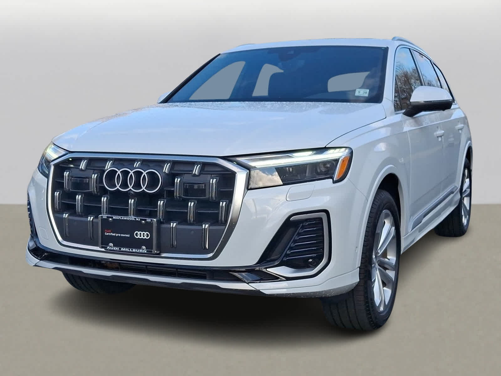 2025 Audi Q7 Premium 1