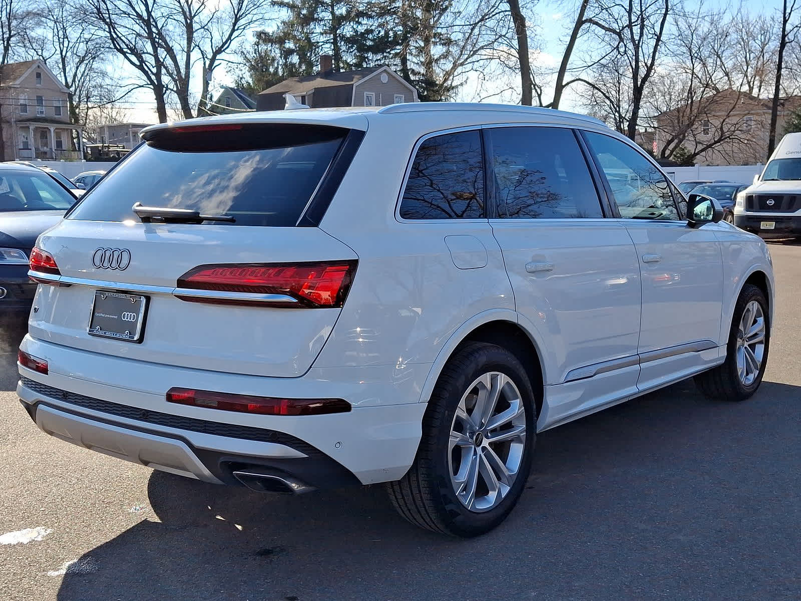 2025 Audi Q7 Premium 25