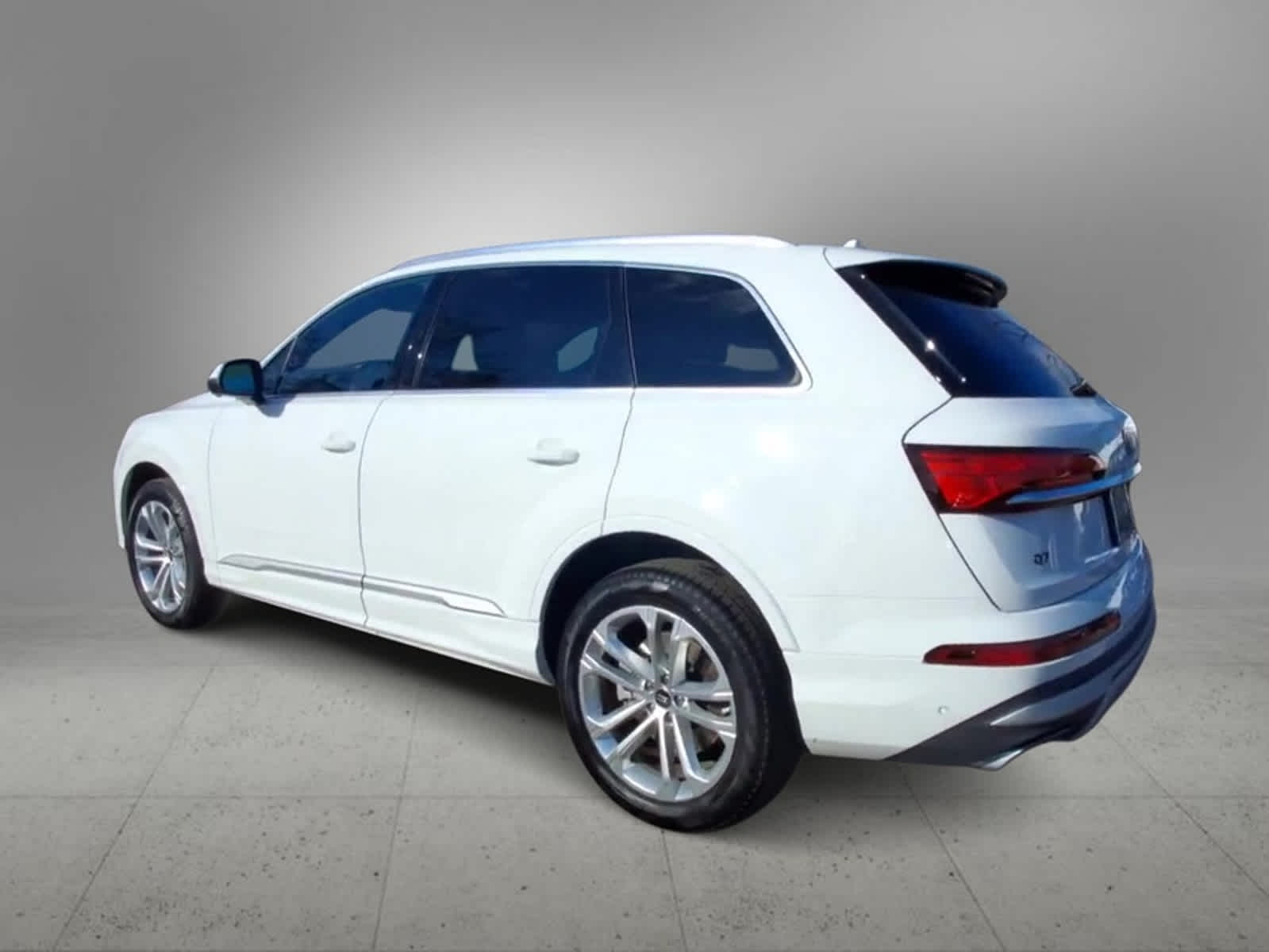 2025 Audi Q7 Premium 6