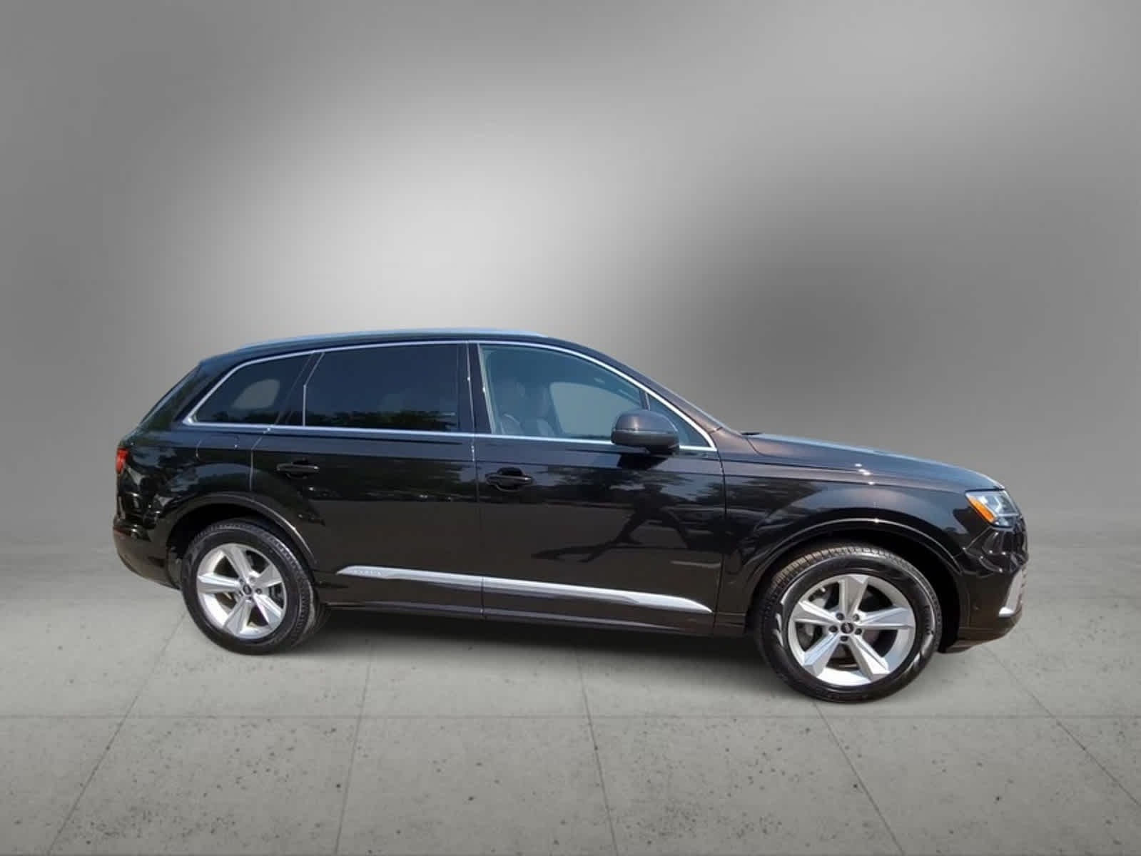 2024 Audi Q7 Premium 9