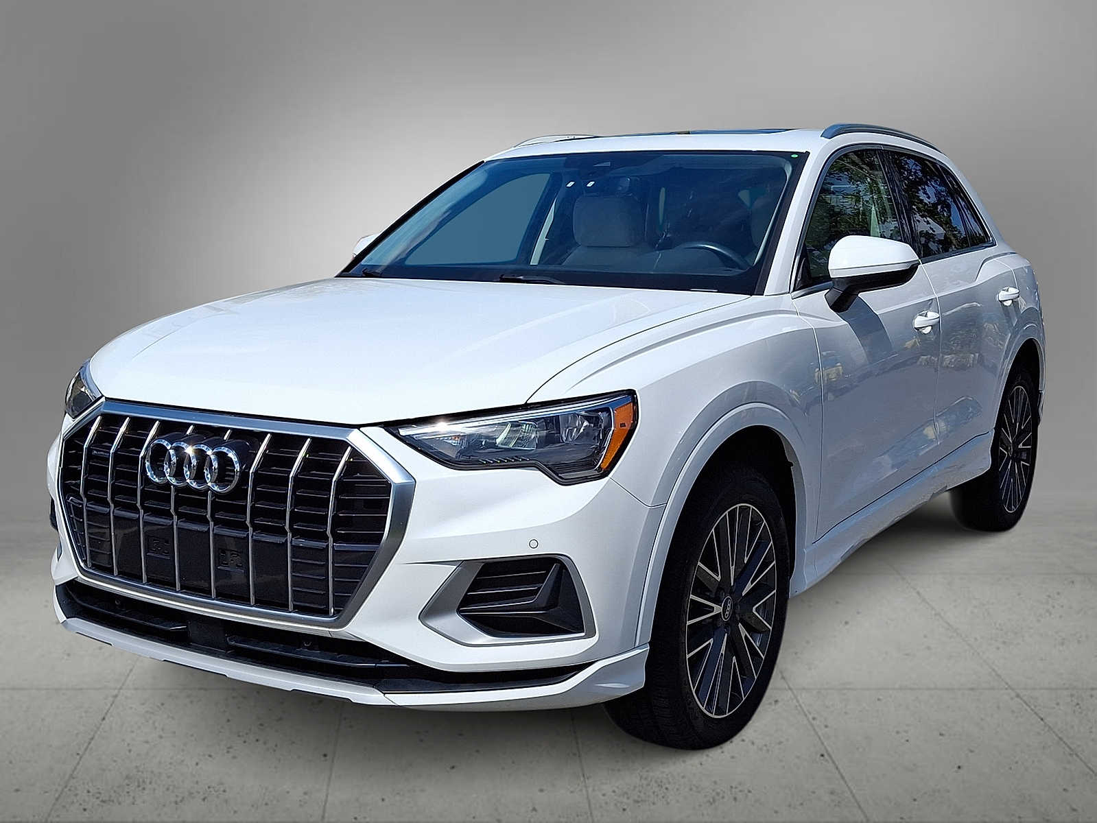 2022 Audi Q3