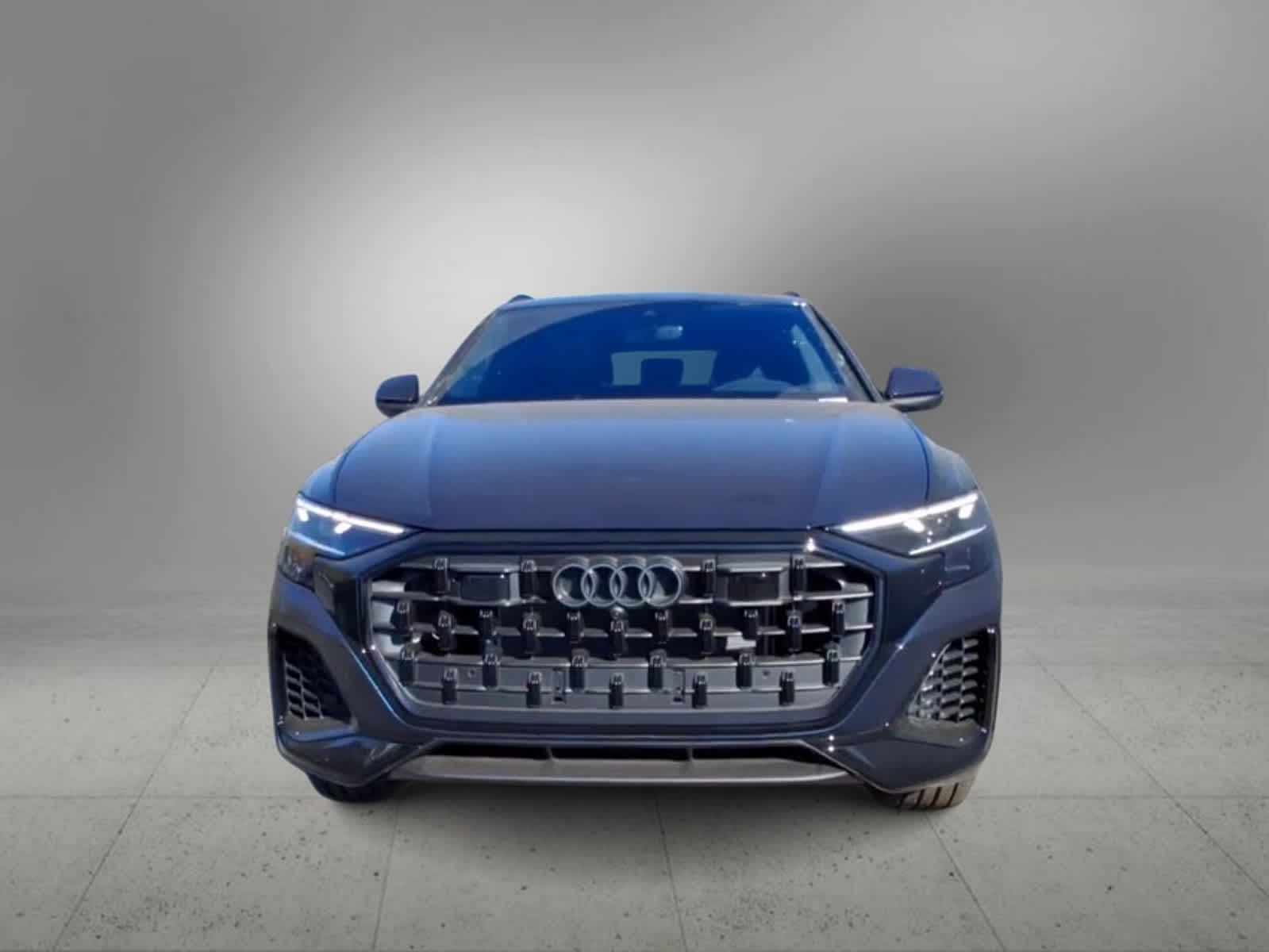 2025 Audi Q8 Premium 3