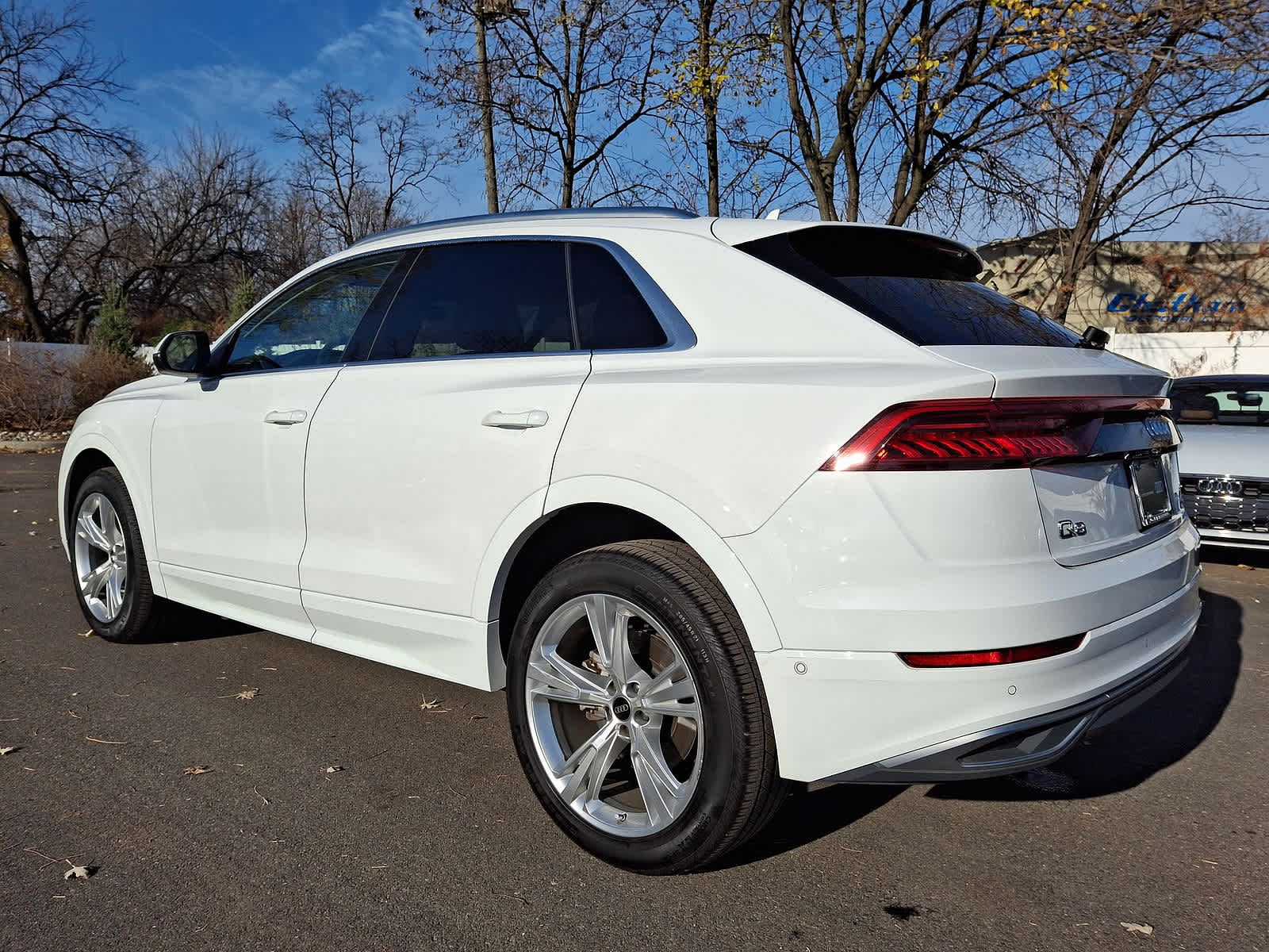 2022 Audi Q8 Premium 19