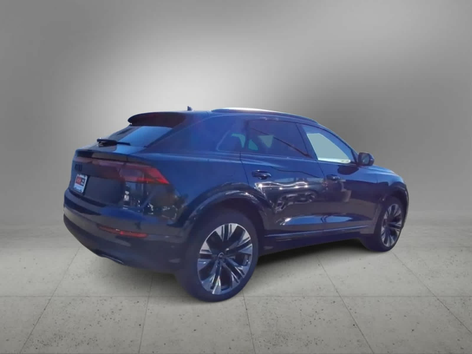 2025 Audi Q8 Premium 8